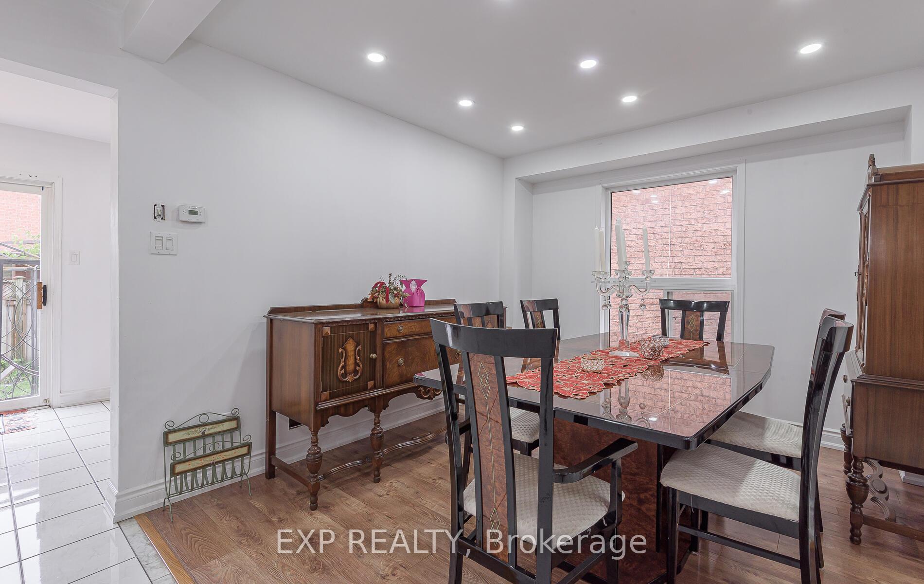 Photo 9 of 15 Meadow Glade Road, Brampton, Sandringham-Wellington — HOMEH