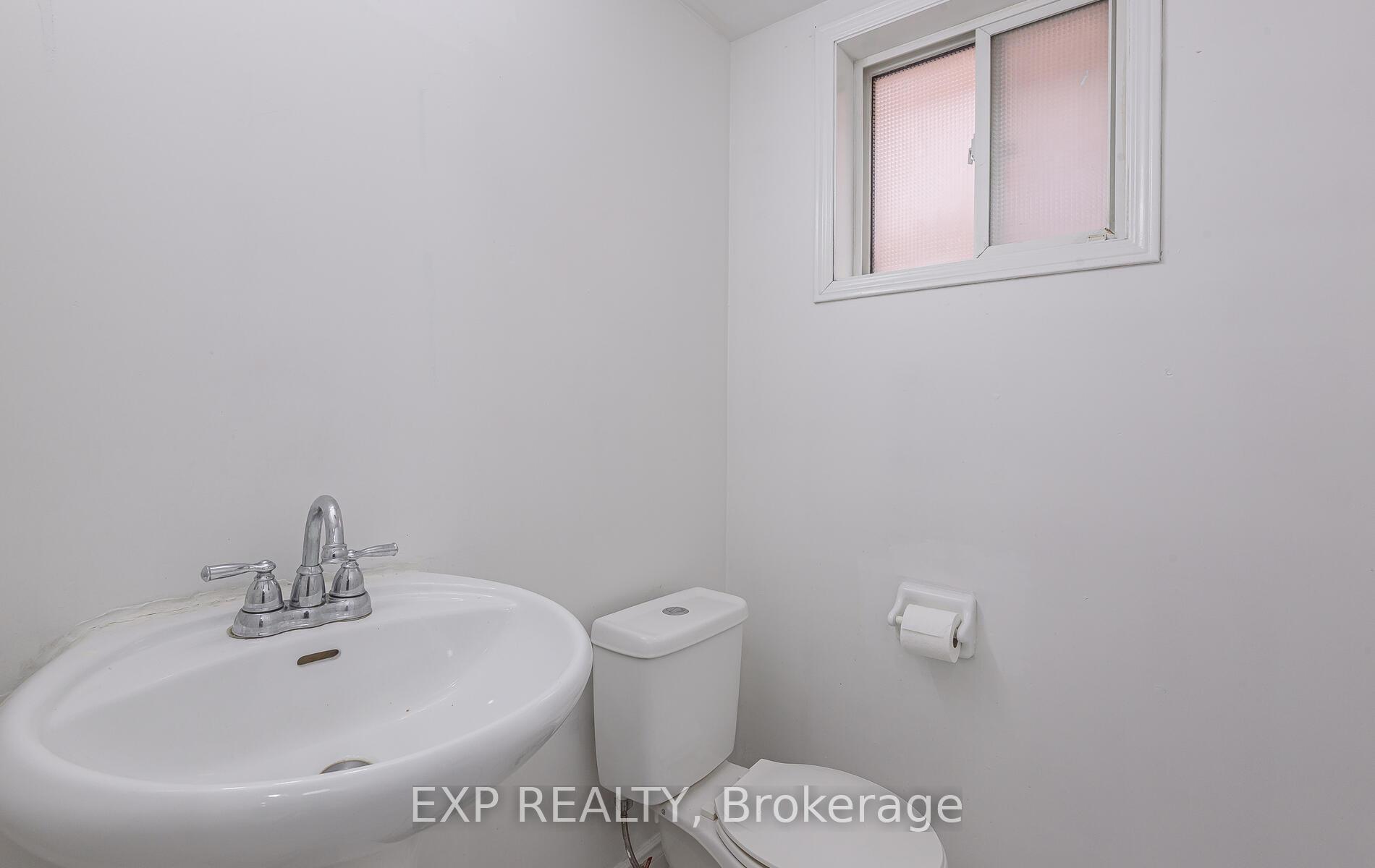 Photo 13 of 15 Meadow Glade Road, Brampton, Sandringham-Wellington — HOMEH