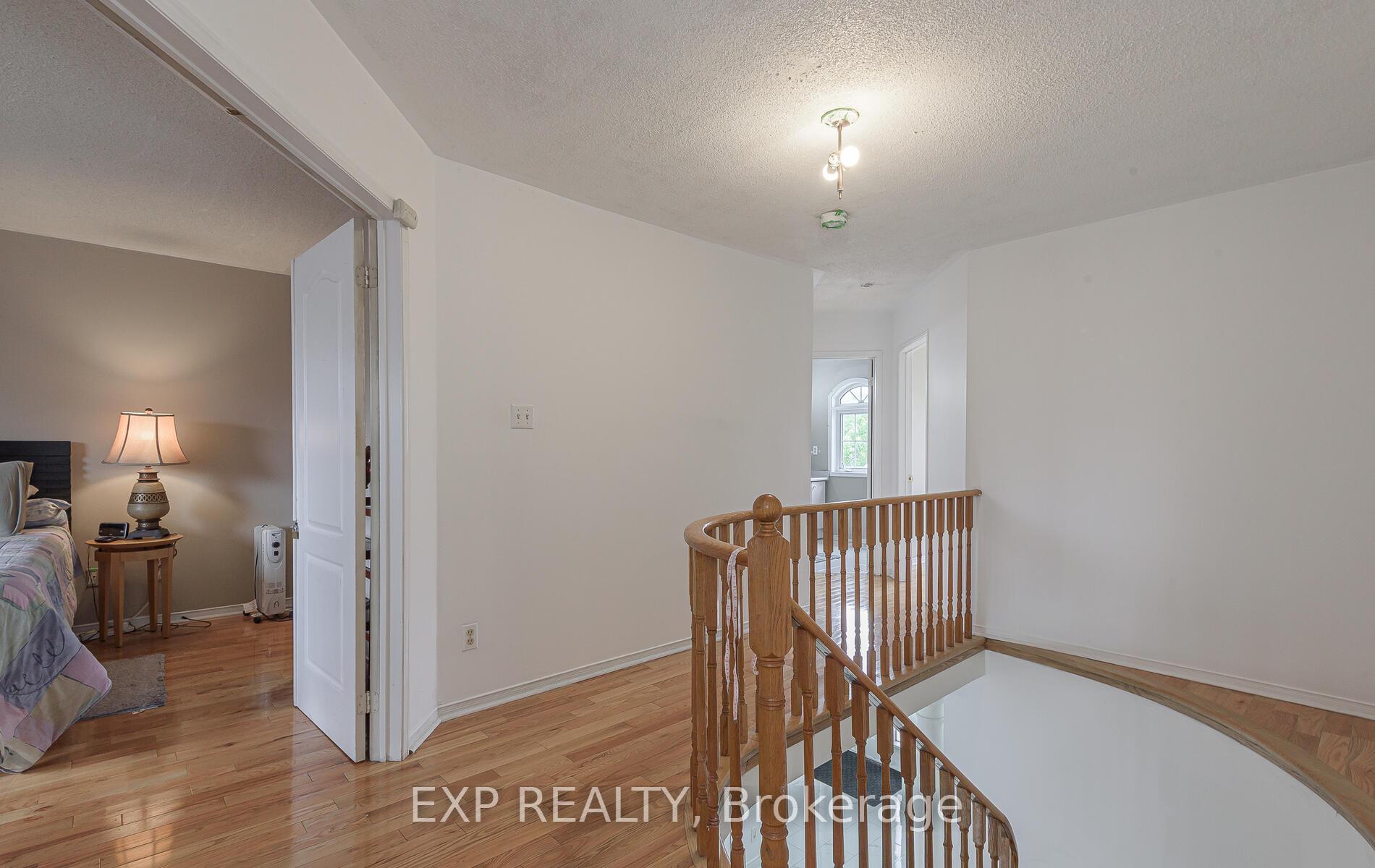 Photo 16 of 15 Meadow Glade Road, Brampton, Sandringham-Wellington — HOMEH