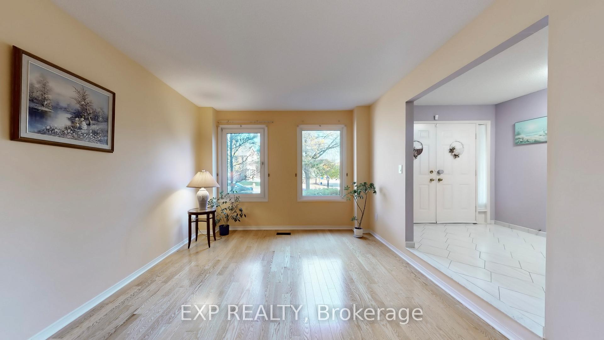 Photo 12 of 94 Coledale Road, Markham, Unionville — HOMEH