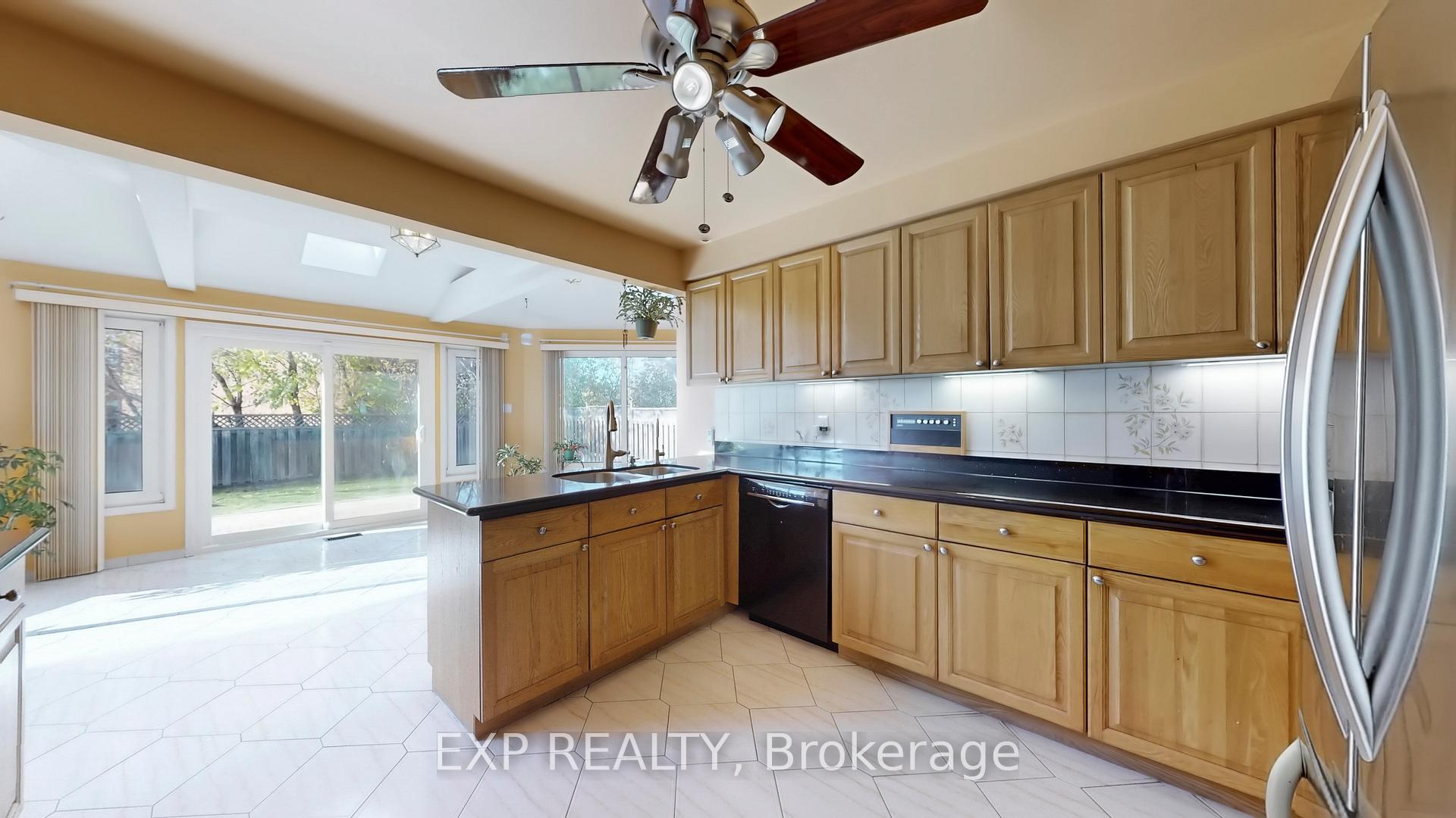 Photo 19 of 94 Coledale Road, Markham, Unionville — HOMEH