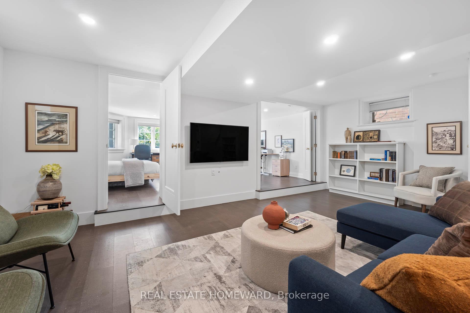 Photo 17 of 19 Cavendish Street, Toronto, The Beaches — HOMEH