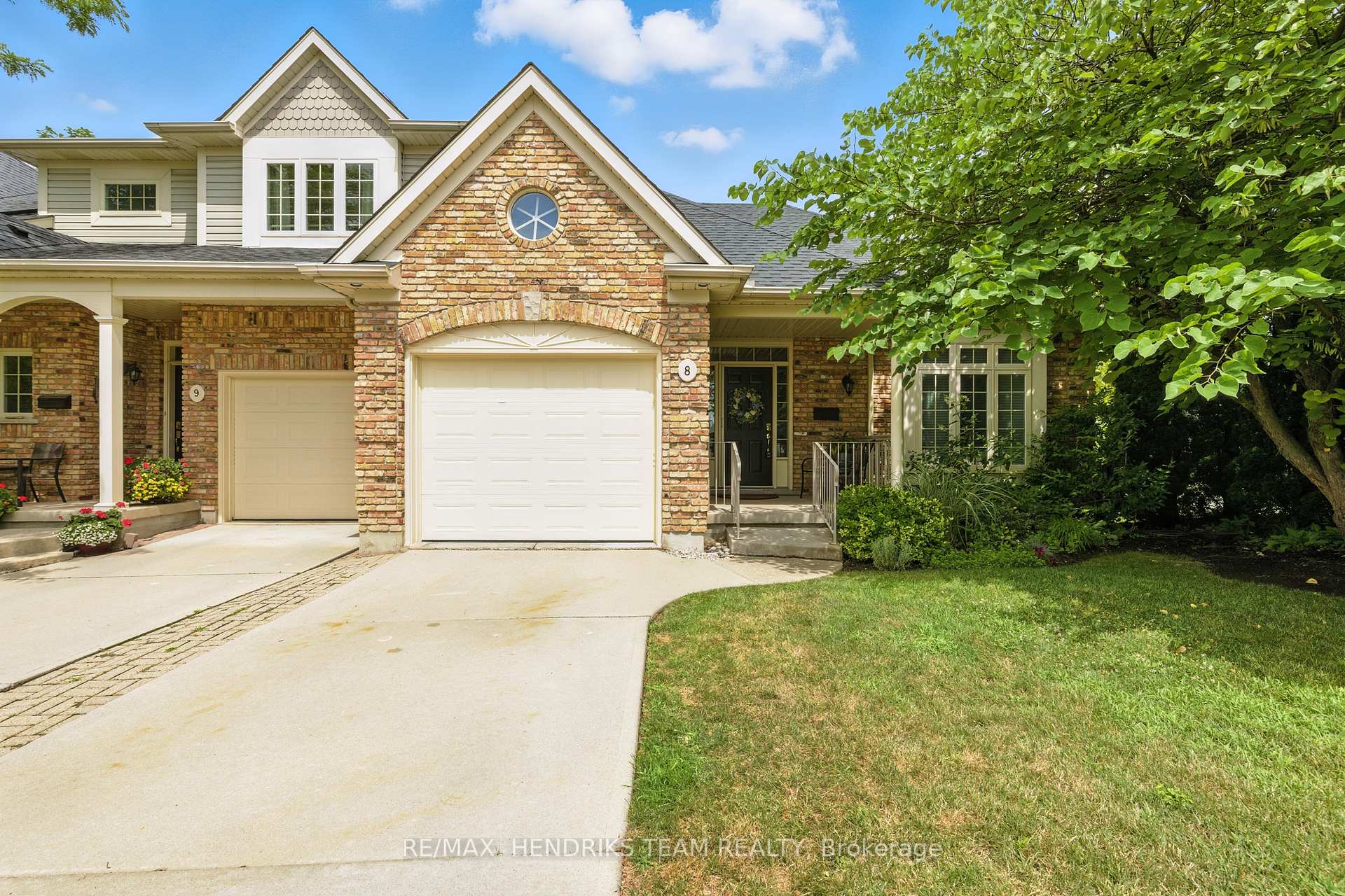 Photo 1 of Unit 8, 174 Martindale Road, St. Catharines, Grapeview — HOMEH