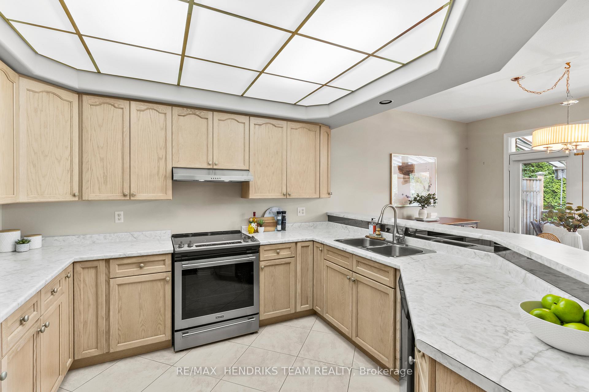 Photo 17 of Unit 8, 174 Martindale Road, St. Catharines, Grapeview — HOMEH
