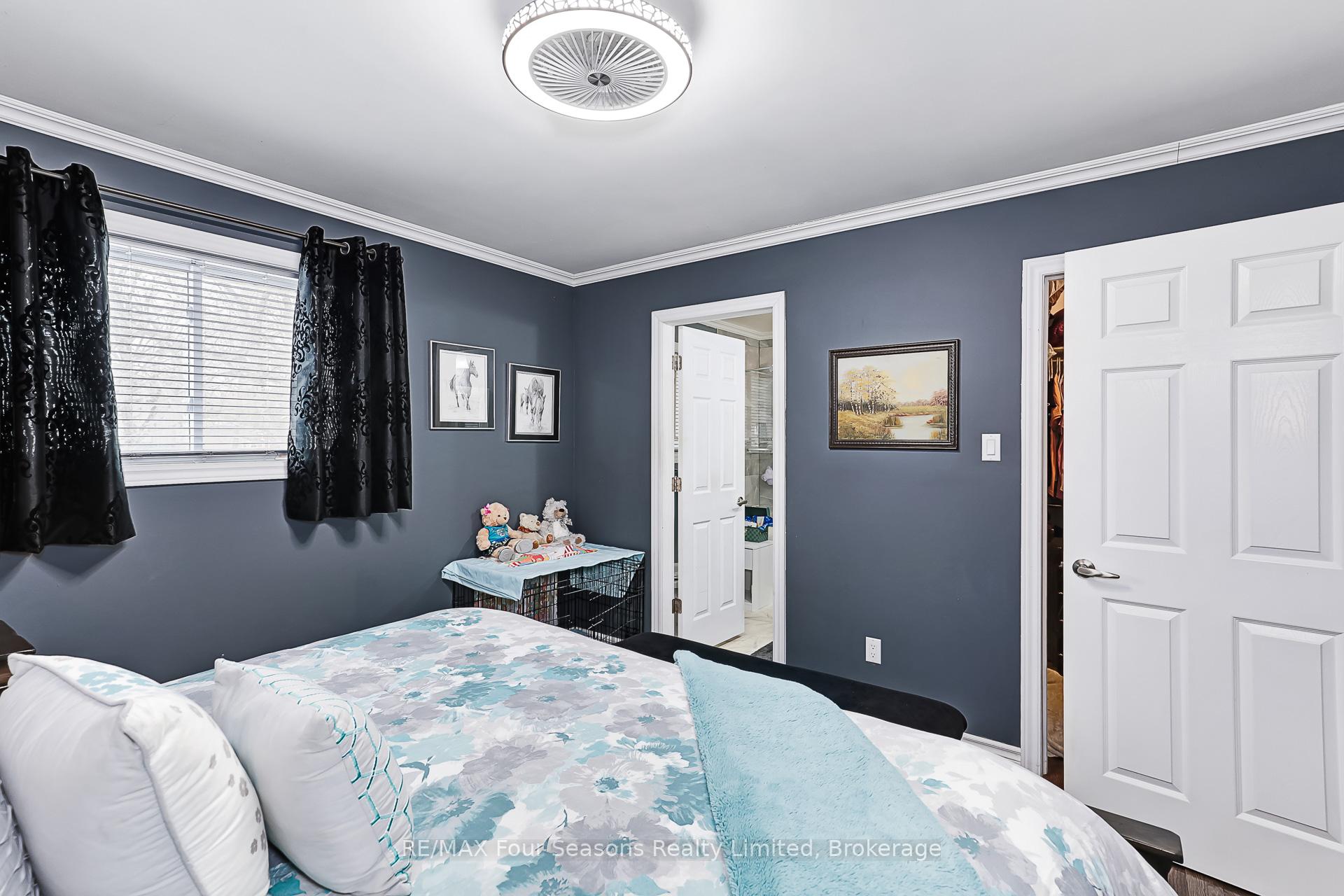Photo 37 of 225 Christopher Street, Clearview, Stayner — HOMEH