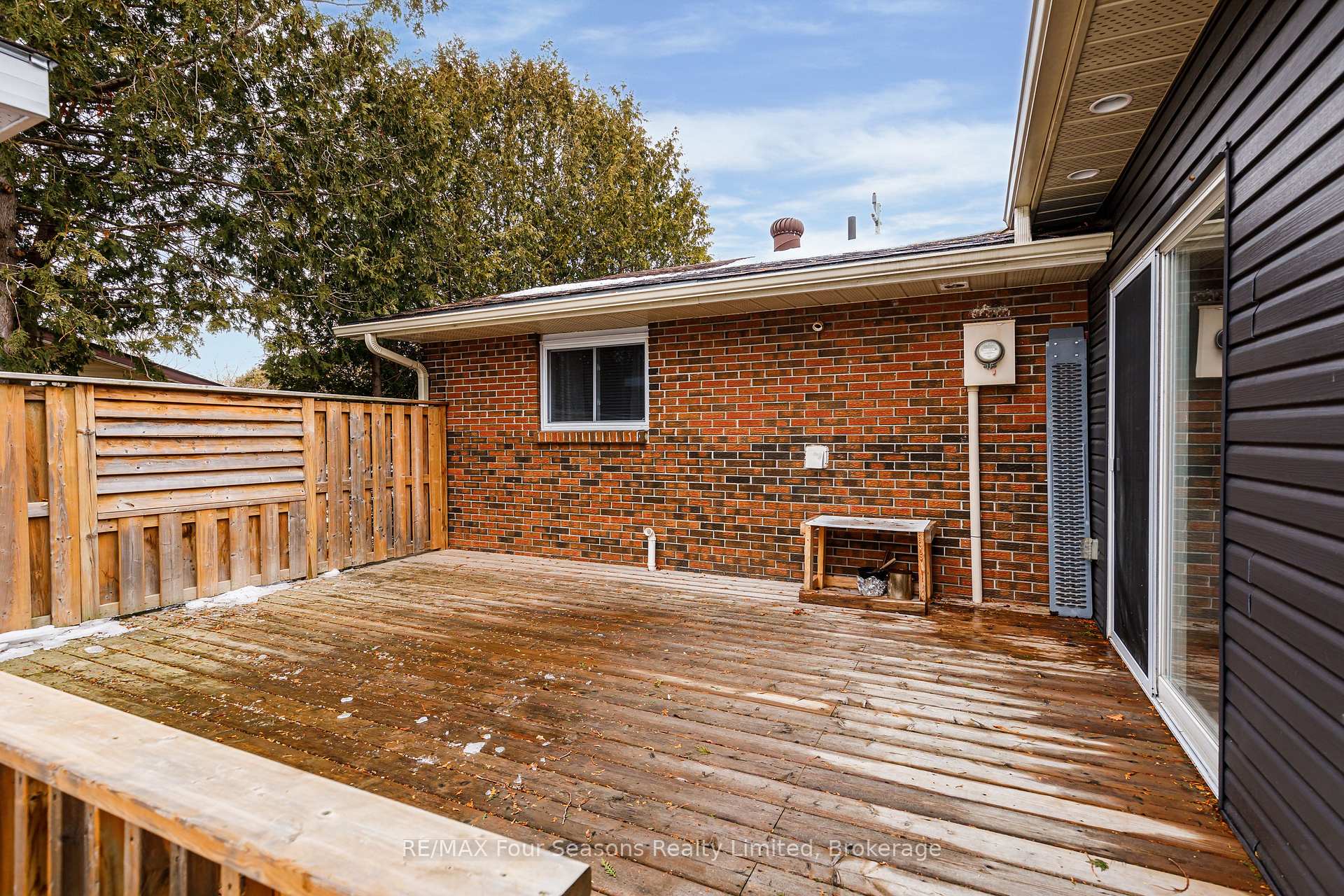 Photo 30 of 225 Christopher Street, Clearview, Stayner — HOMEH