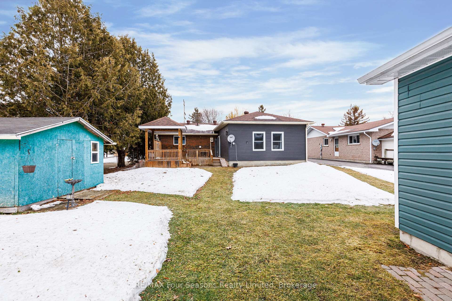 Photo 28 of 225 Christopher Street, Clearview, Stayner — HOMEH