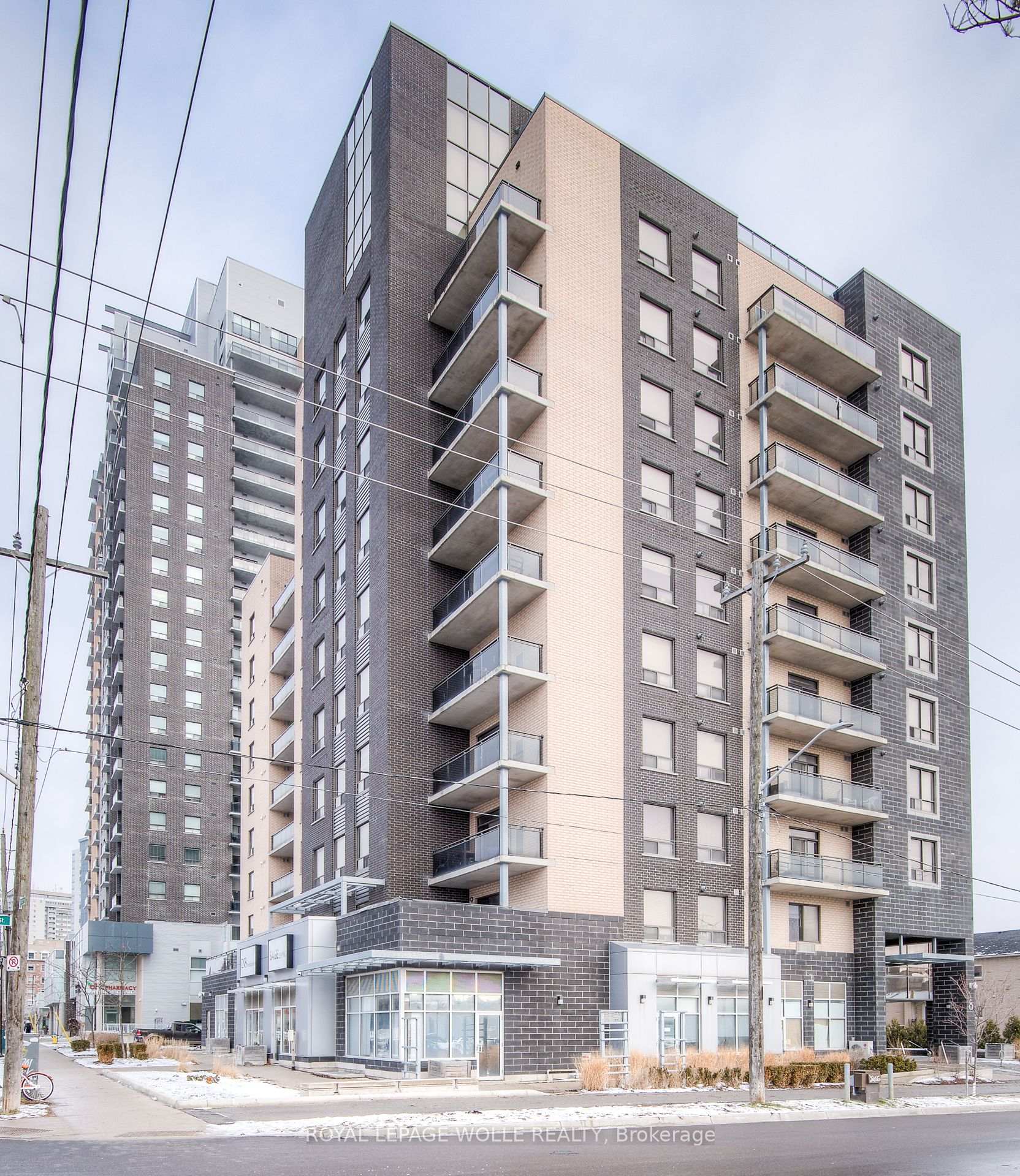 Photo 14 of Unit 401, 8 Hickory Street W, Waterloo, Beechwood/University — HOMEH