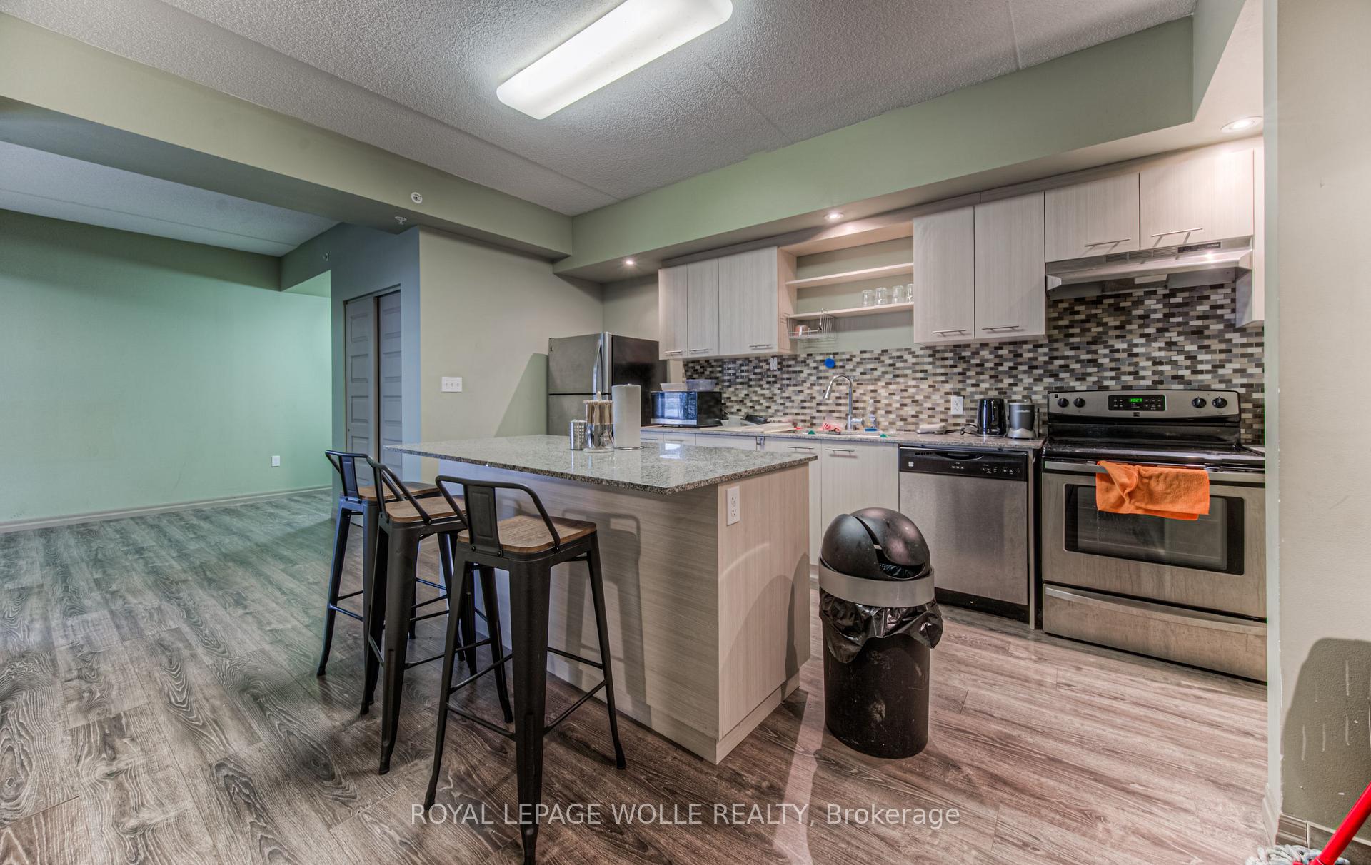 Photo 7 of Unit 401, 8 Hickory Street W, Waterloo, Beechwood/University — HOMEH