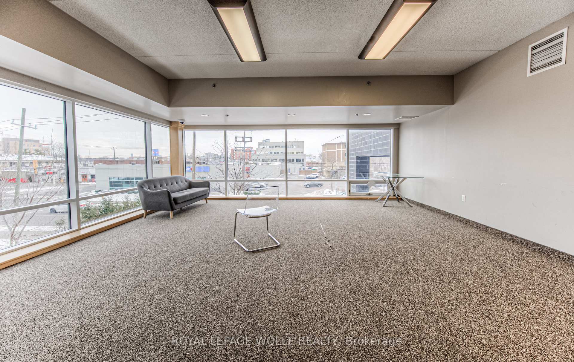 Photo 35 of Unit 401, 8 Hickory Street W, Waterloo, Beechwood/University — HOMEH