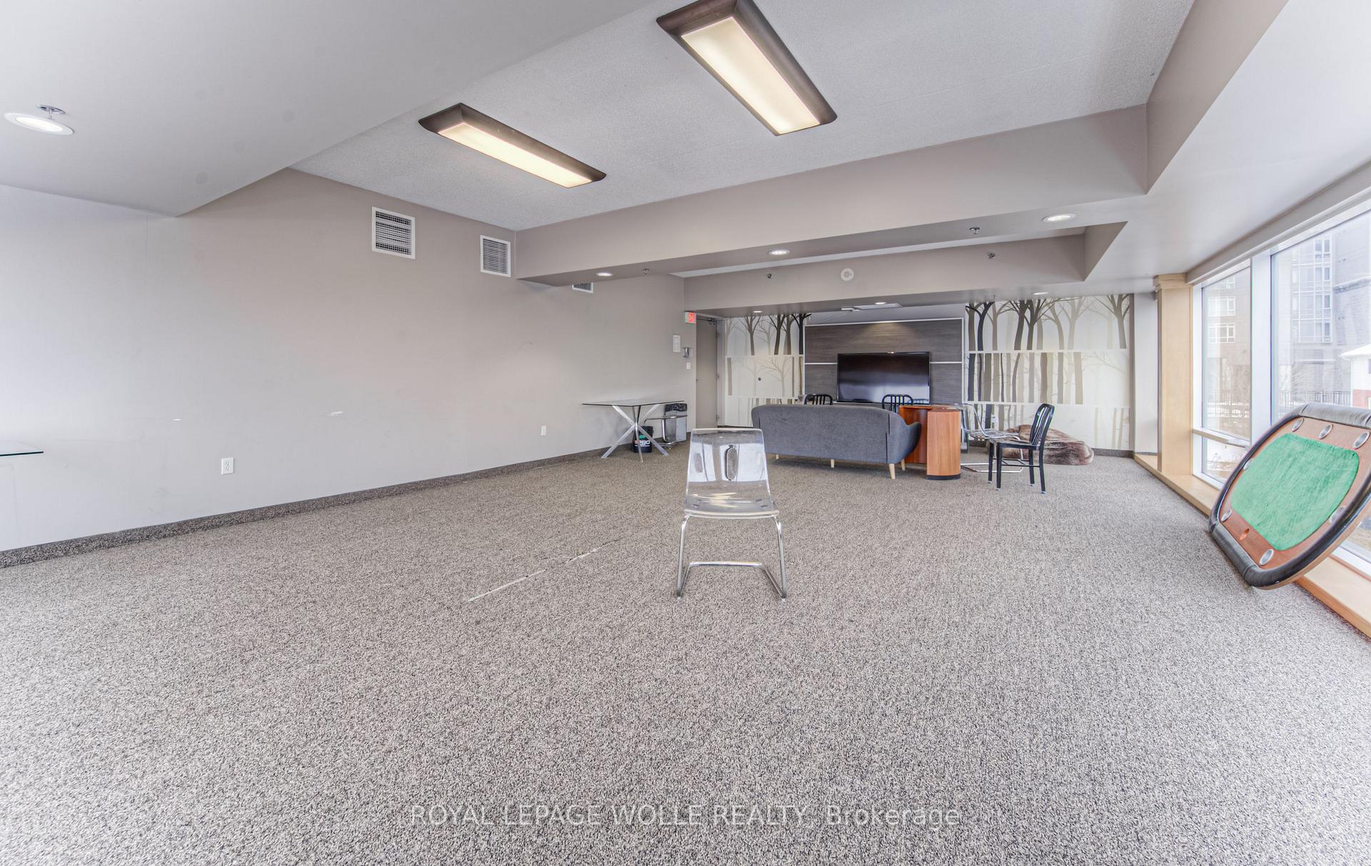 Photo 29 of Unit 401, 8 Hickory Street W, Waterloo, Beechwood/University — HOMEH