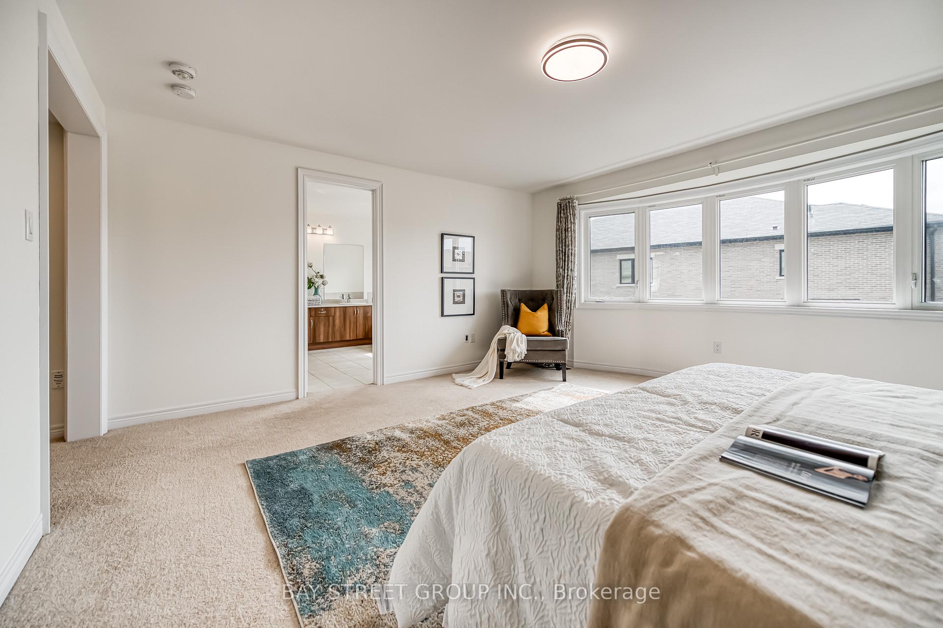 Photo 36 of 173 Conklin Crescent, Aurora, Rural Aurora — HOMEH