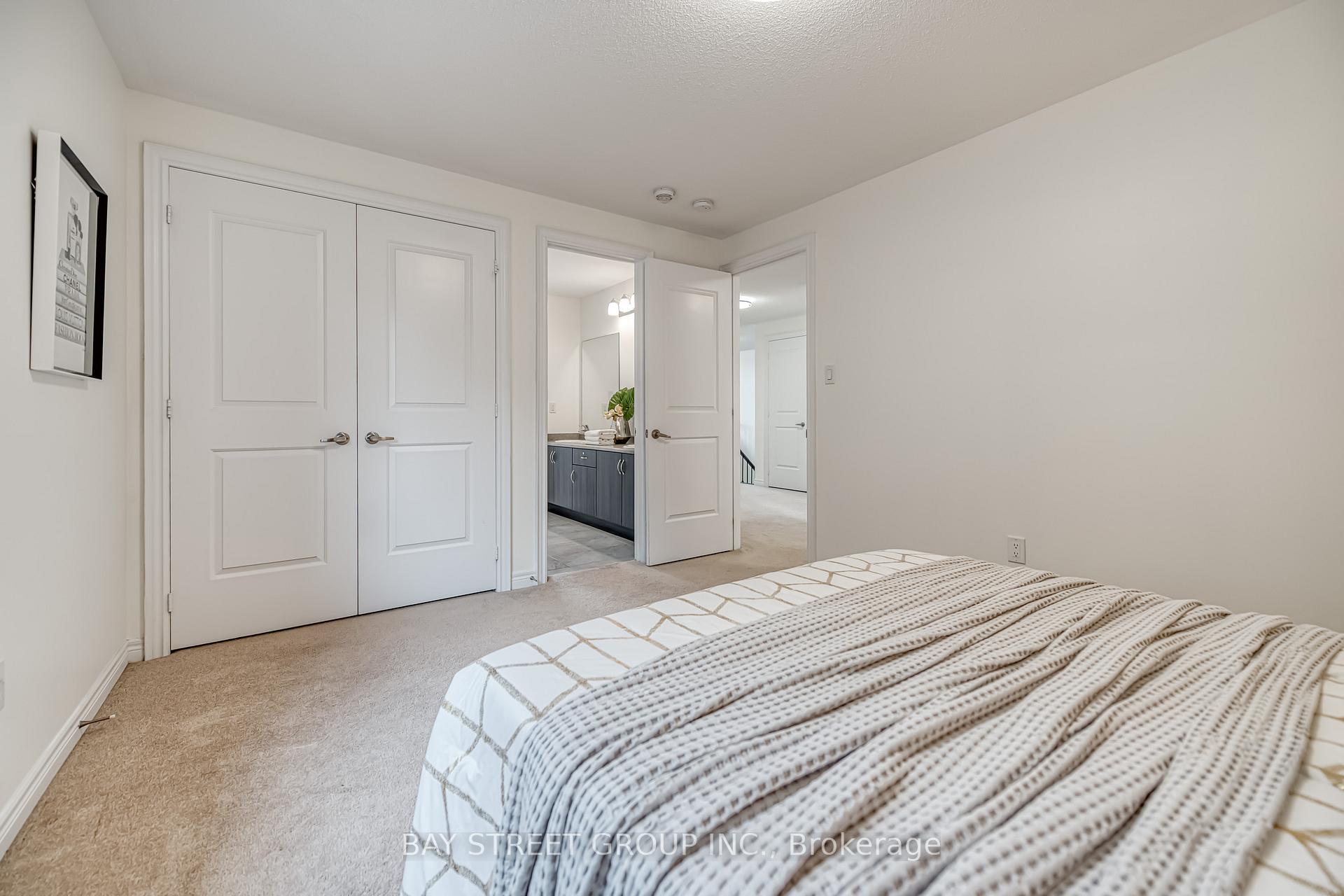 Photo 34 of 173 Conklin Crescent, Aurora, Rural Aurora — HOMEH
