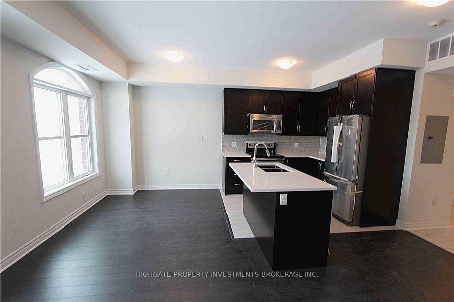 Photo 5 of Unit 4, 3905 Major Mackenzie Drive, Vaughan, Vellore Village — HOMEH