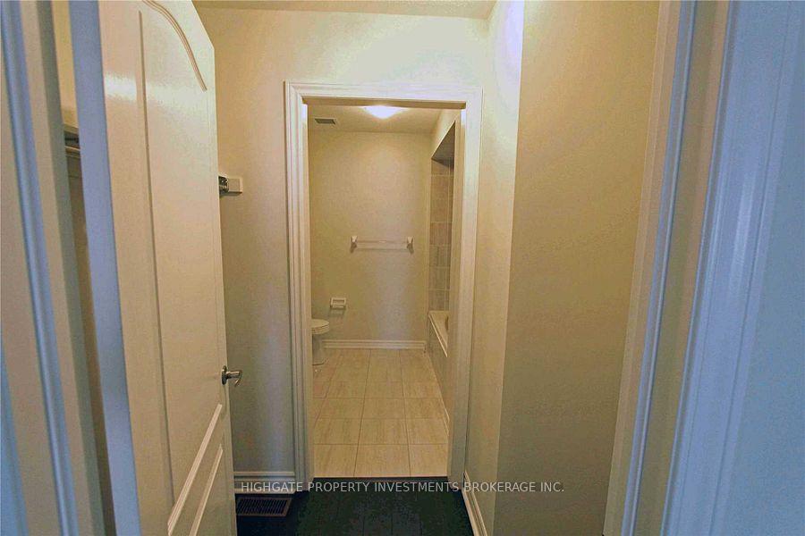 Photo 3 of Unit 4, 3905 Major Mackenzie Drive, Vaughan, Vellore Village — HOMEH