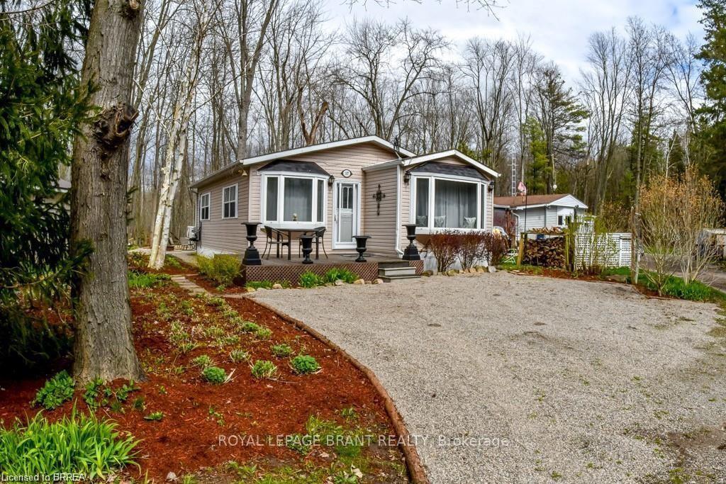 Photo 1 of 107 Rodeo Road, Hamilton, Freelton — HOMEH