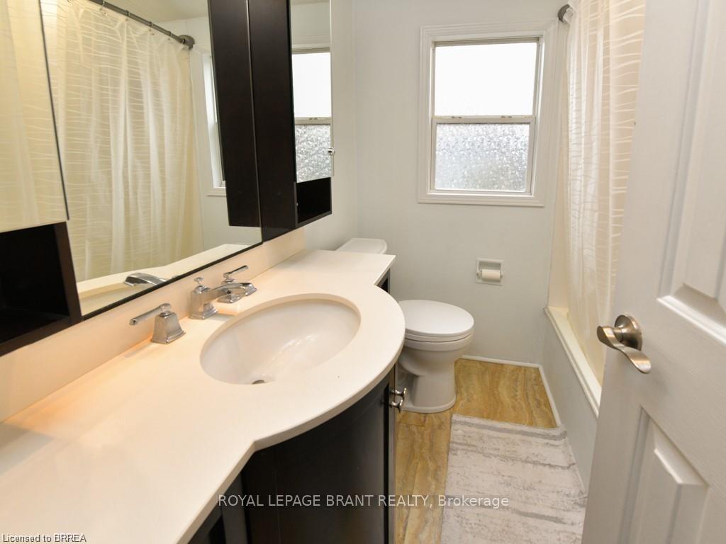 Photo 4 of 107 Rodeo Road, Hamilton, Freelton — HOMEH