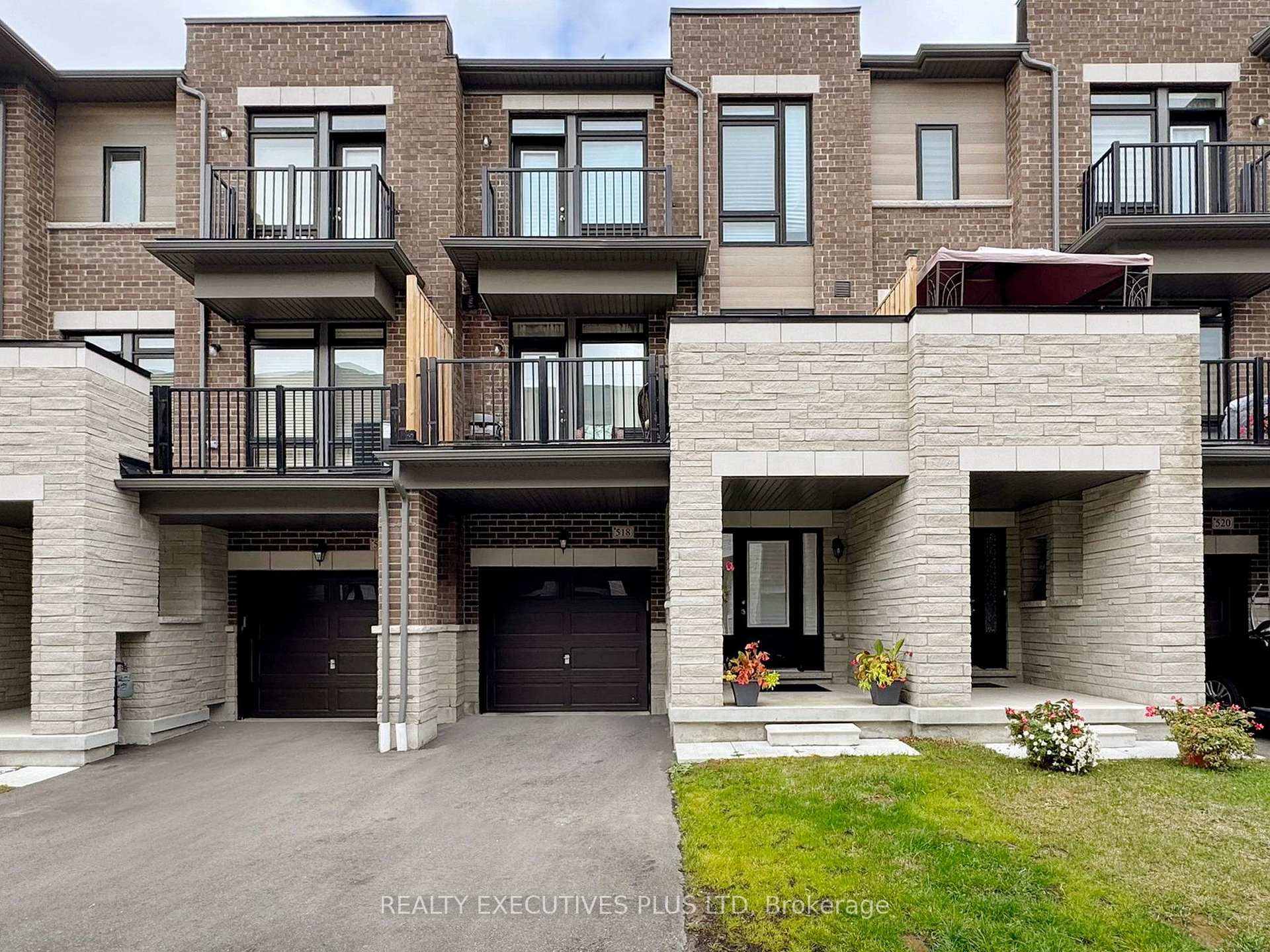 Photo 1 of 518 Danks Ridge Drive, Ajax, South East — HOMEH