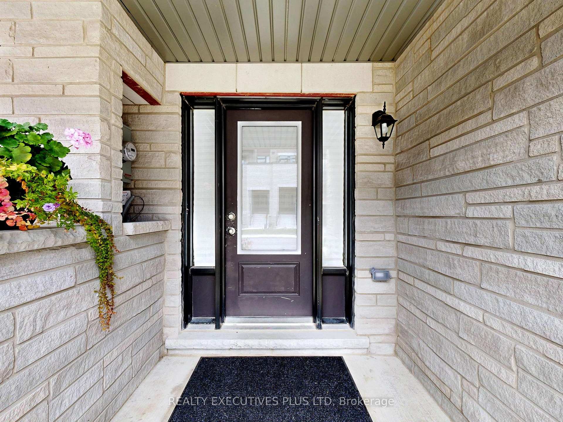 Photo 7 of 518 Danks Ridge Drive, Ajax, South East — HOMEH