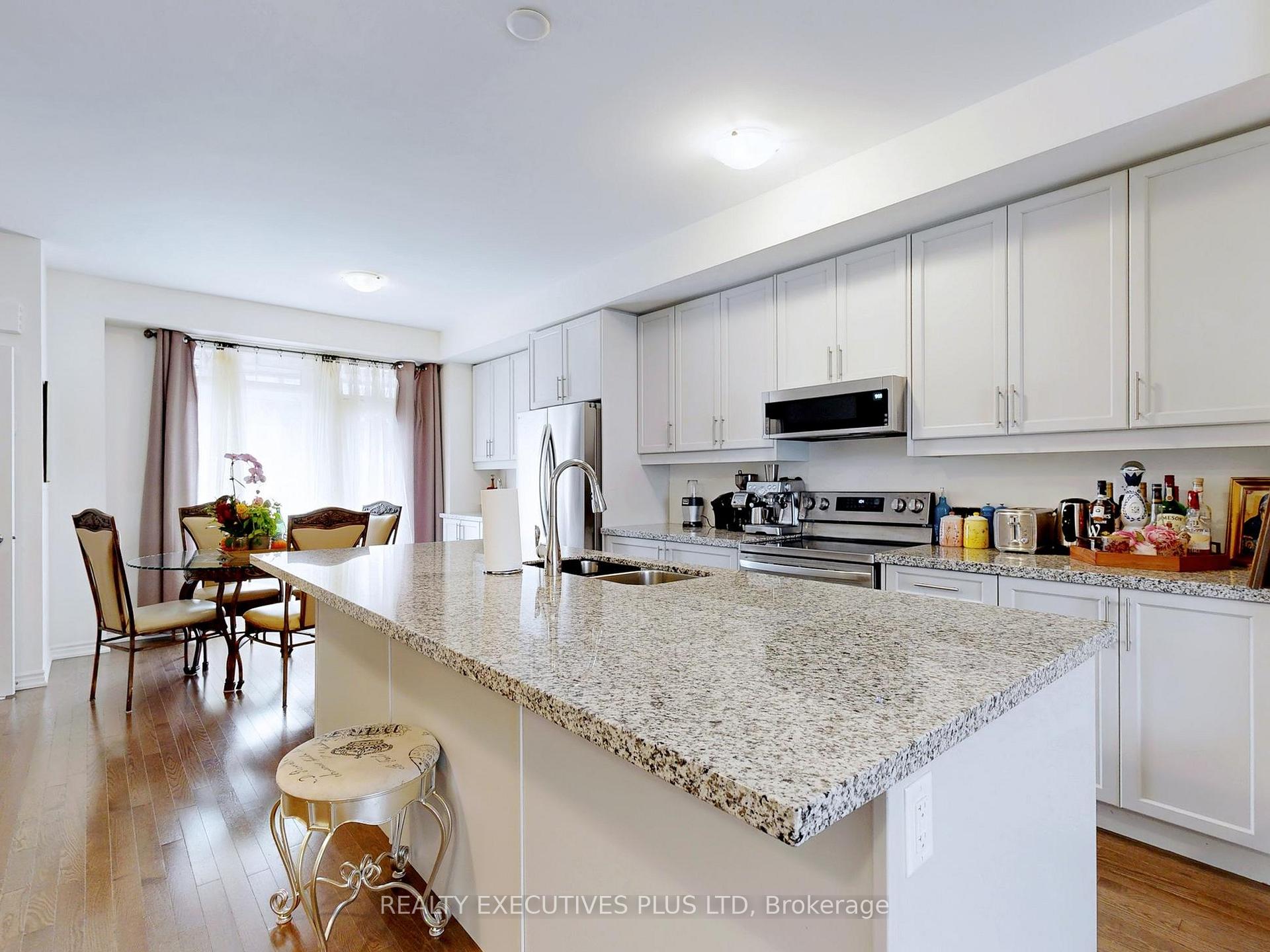Photo 11 of 518 Danks Ridge Drive, Ajax, South East — HOMEH