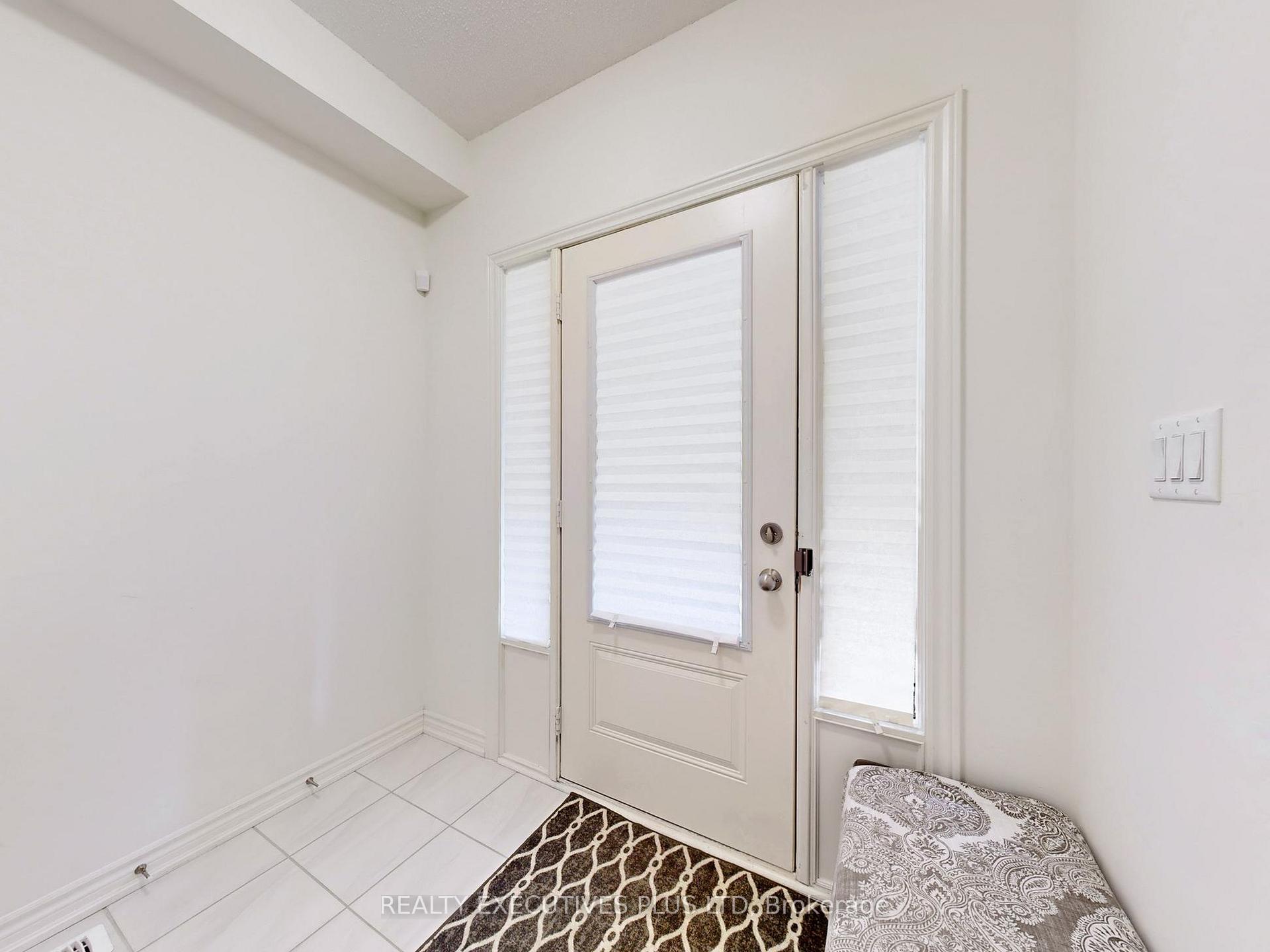 Photo 15 of 518 Danks Ridge Drive, Ajax, South East — HOMEH