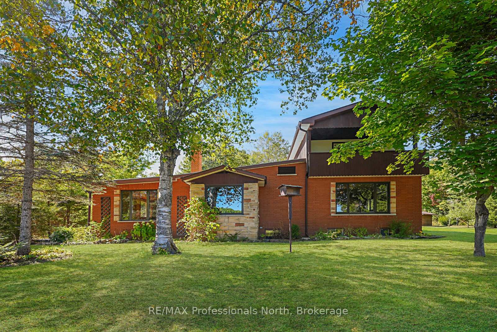 Front of 1093 Dark Lake Road
