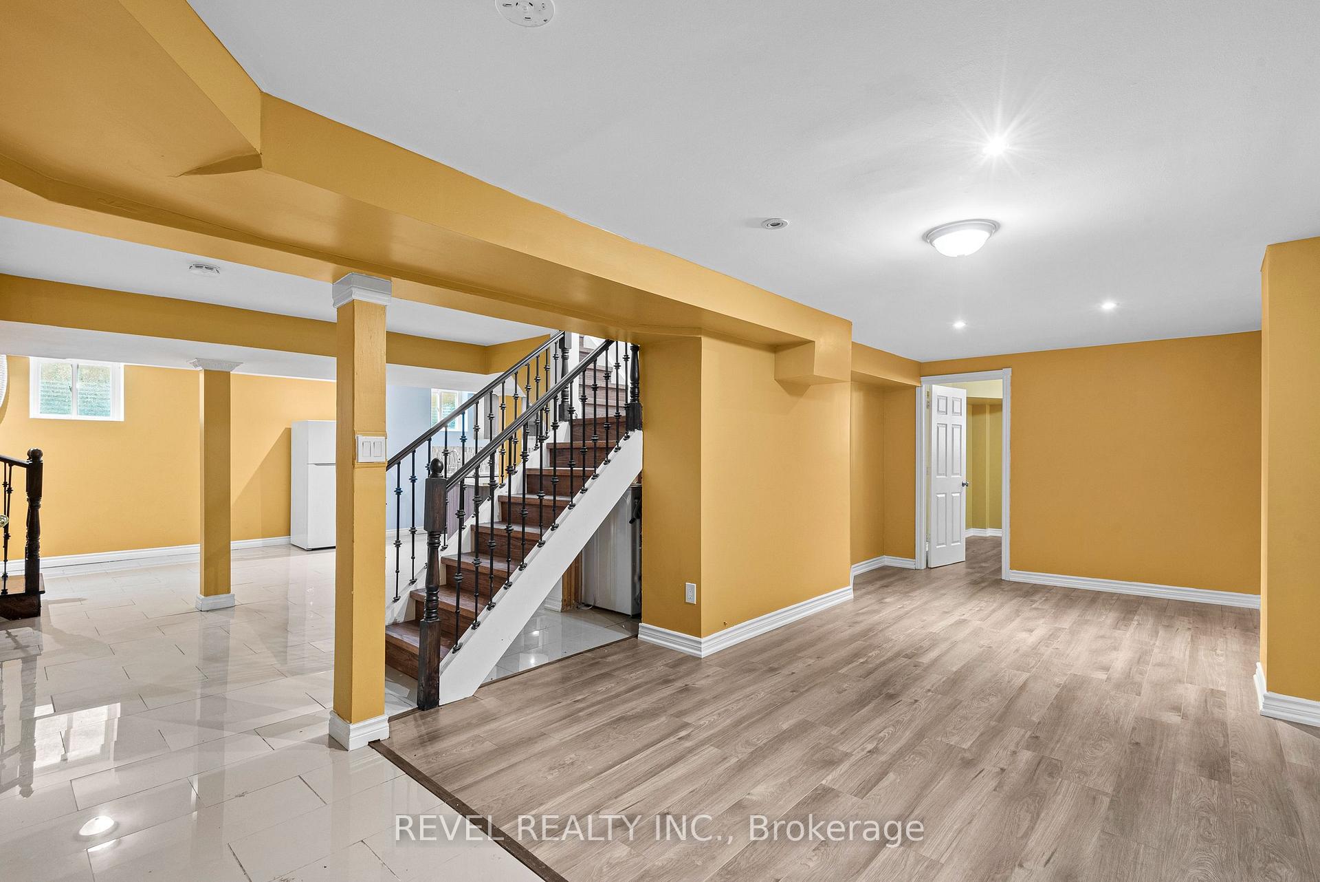 Photo 5 of Unit Bsmt, 1005 Sandcliff Drive, Oshawa, Pinecrest — HOMEH