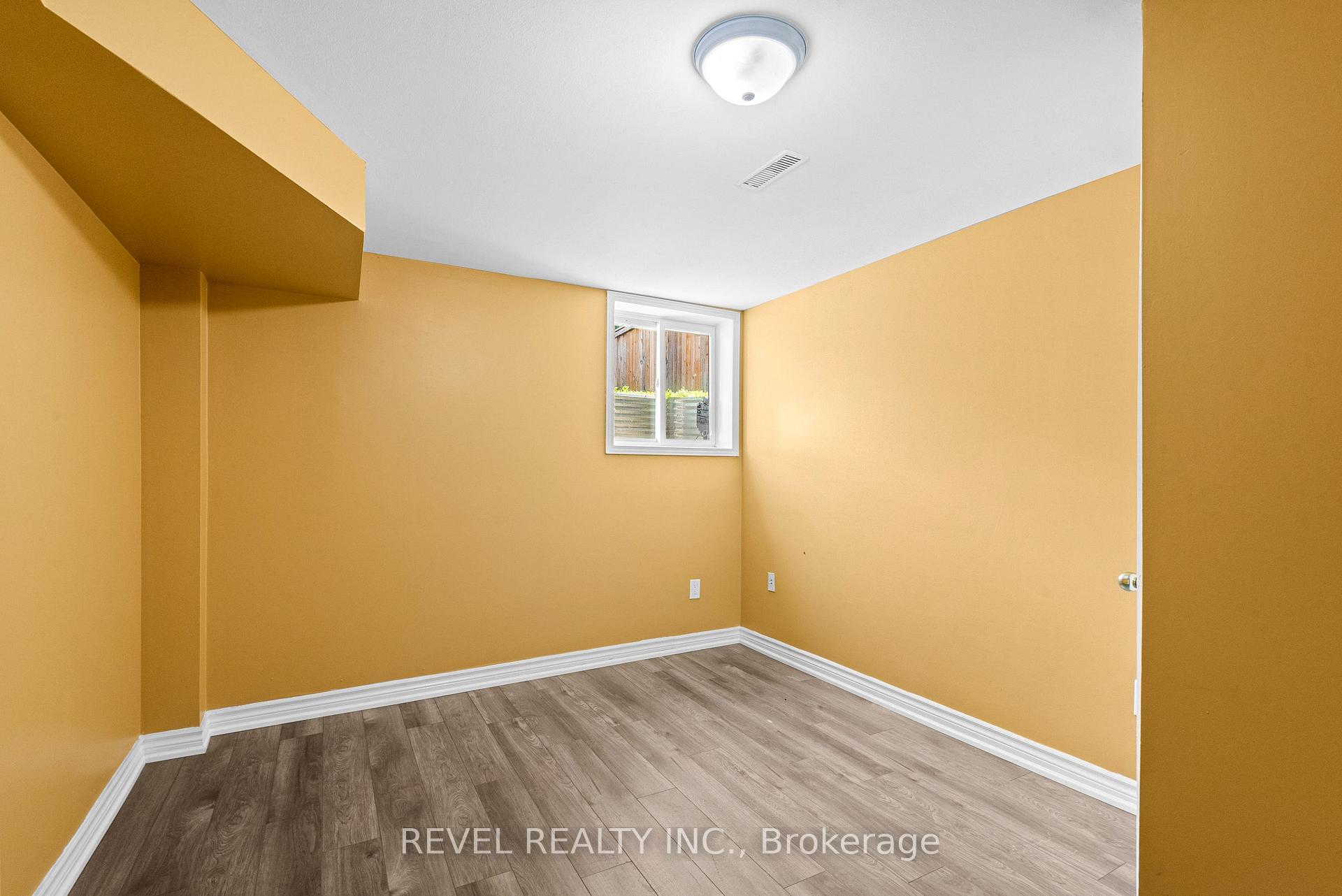 Photo 10 of Unit Bsmt, 1005 Sandcliff Drive, Oshawa, Pinecrest — HOMEH