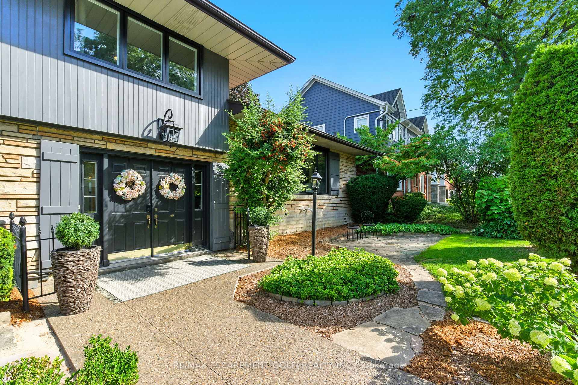 Photo 25 of 43 Belair Drive, Hamilton, Centremount — HOMEH