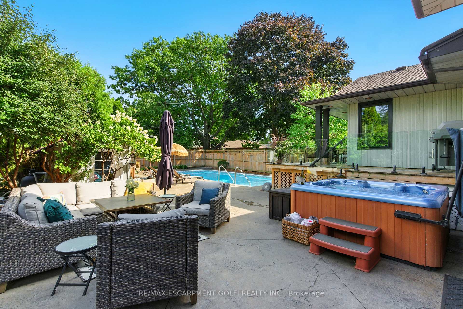 Photo 29 of 43 Belair Drive, Hamilton, Centremount — HOMEH