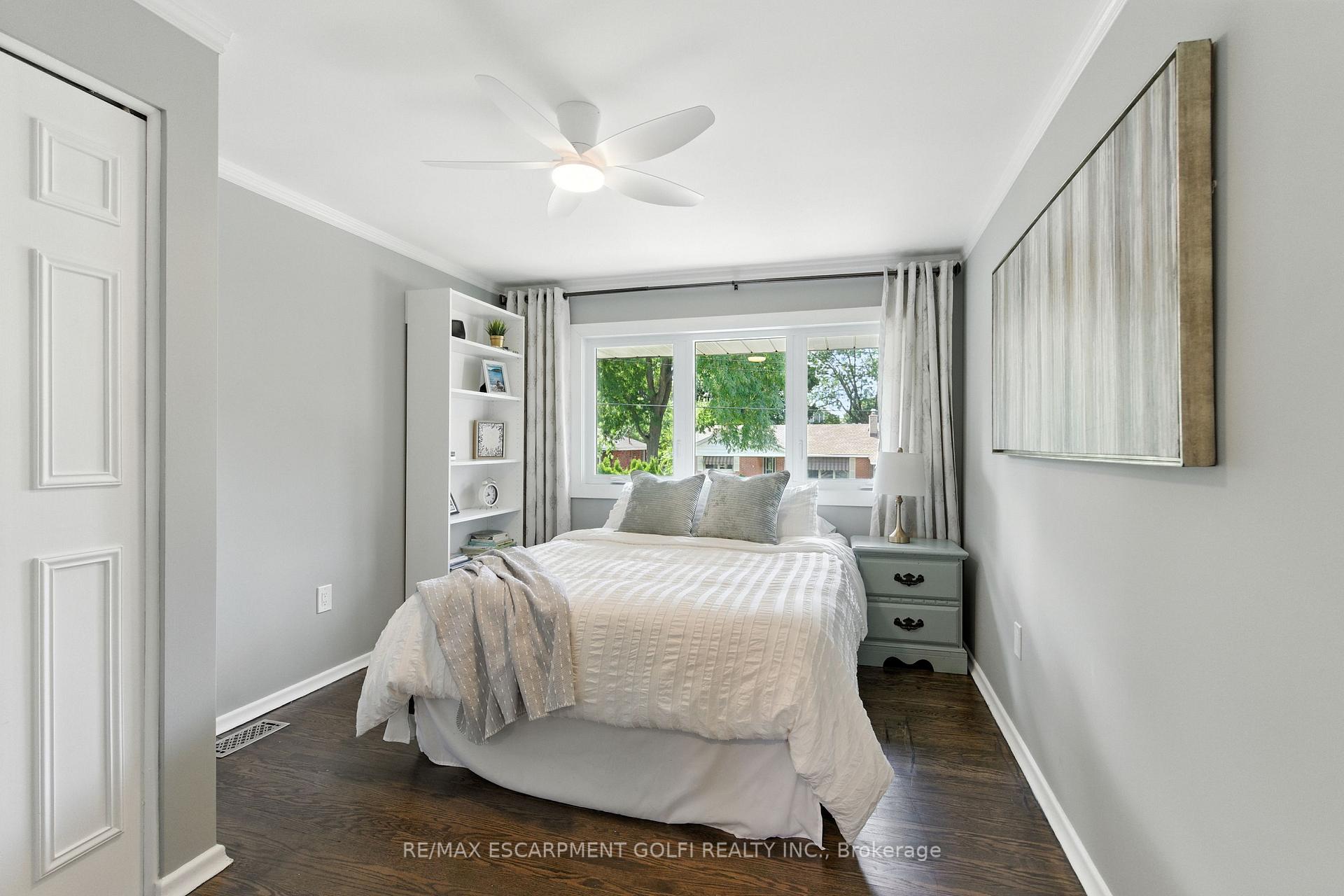 Photo 12 of 43 Belair Drive, Hamilton, Centremount — HOMEH