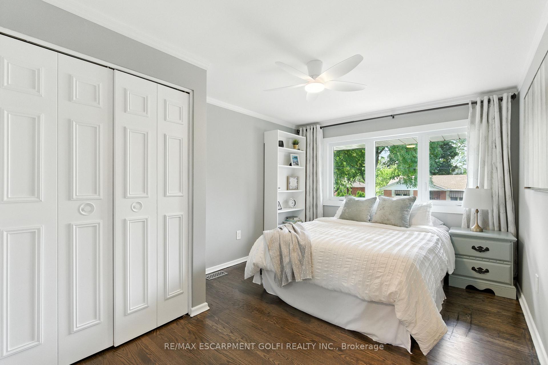 Photo 16 of 43 Belair Drive, Hamilton, Centremount — HOMEH