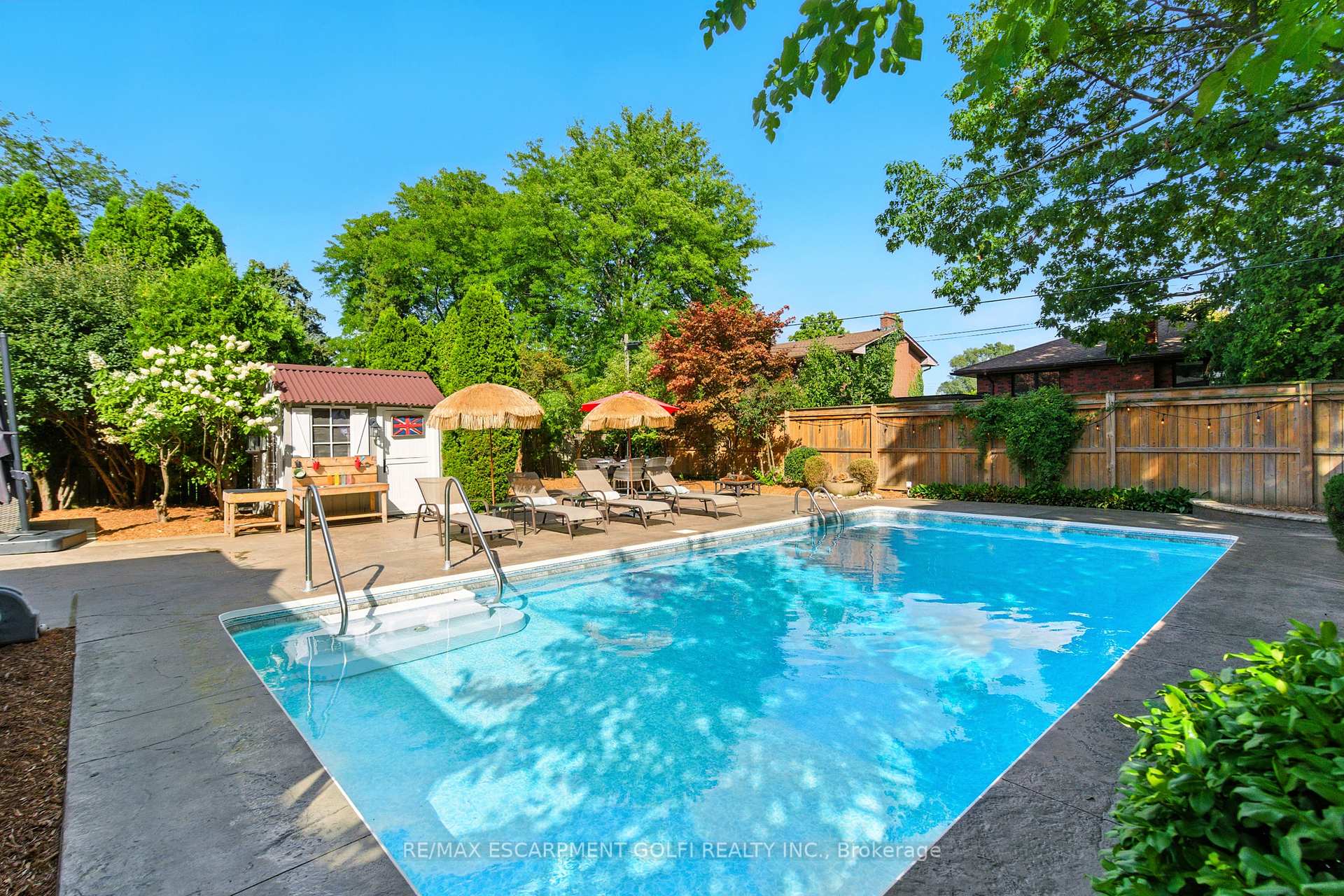Photo 37 of 43 Belair Drive, Hamilton, Centremount — HOMEH