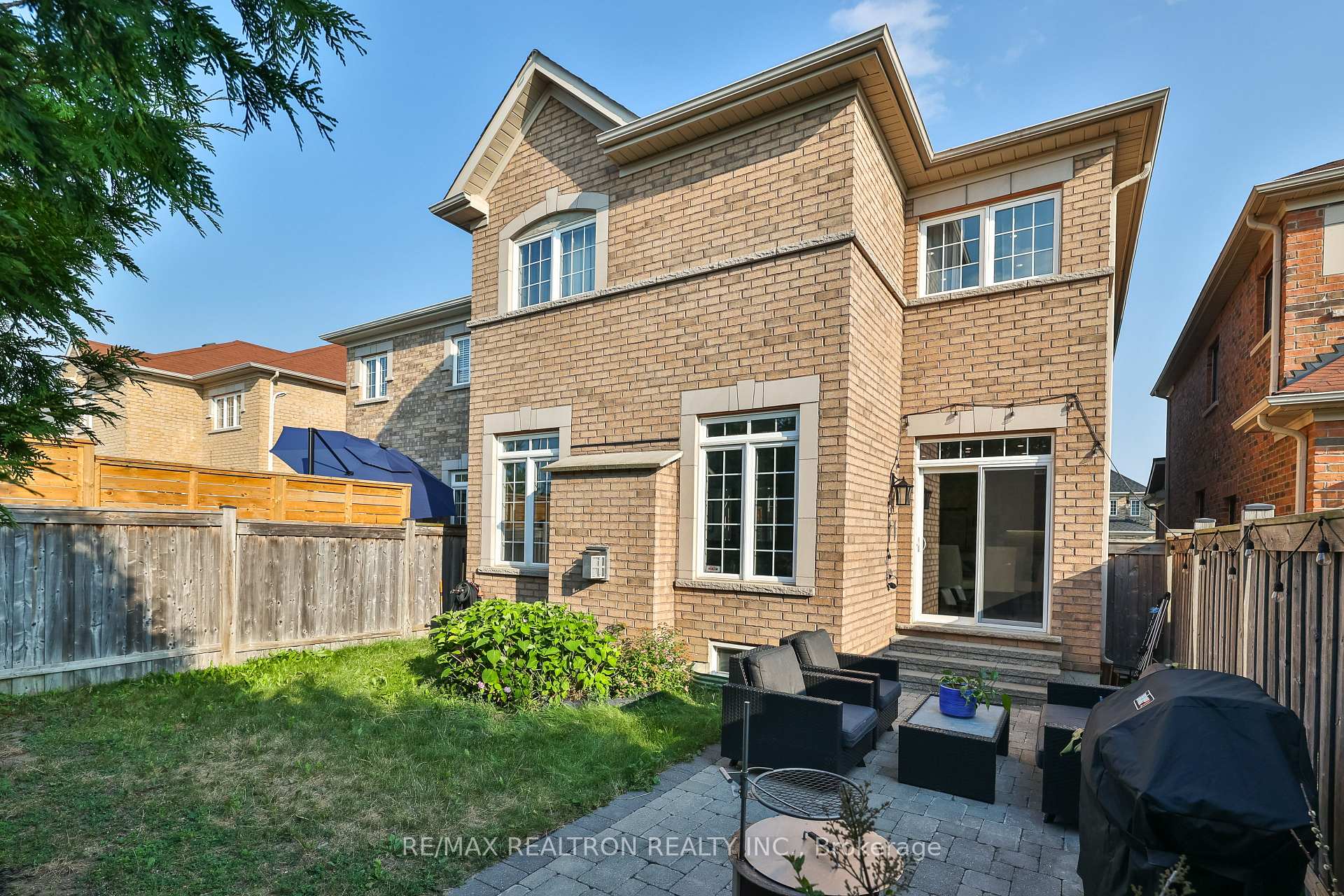 Photo 19 of 42 Southvale Drive, Vaughan, Patterson — HOMEH