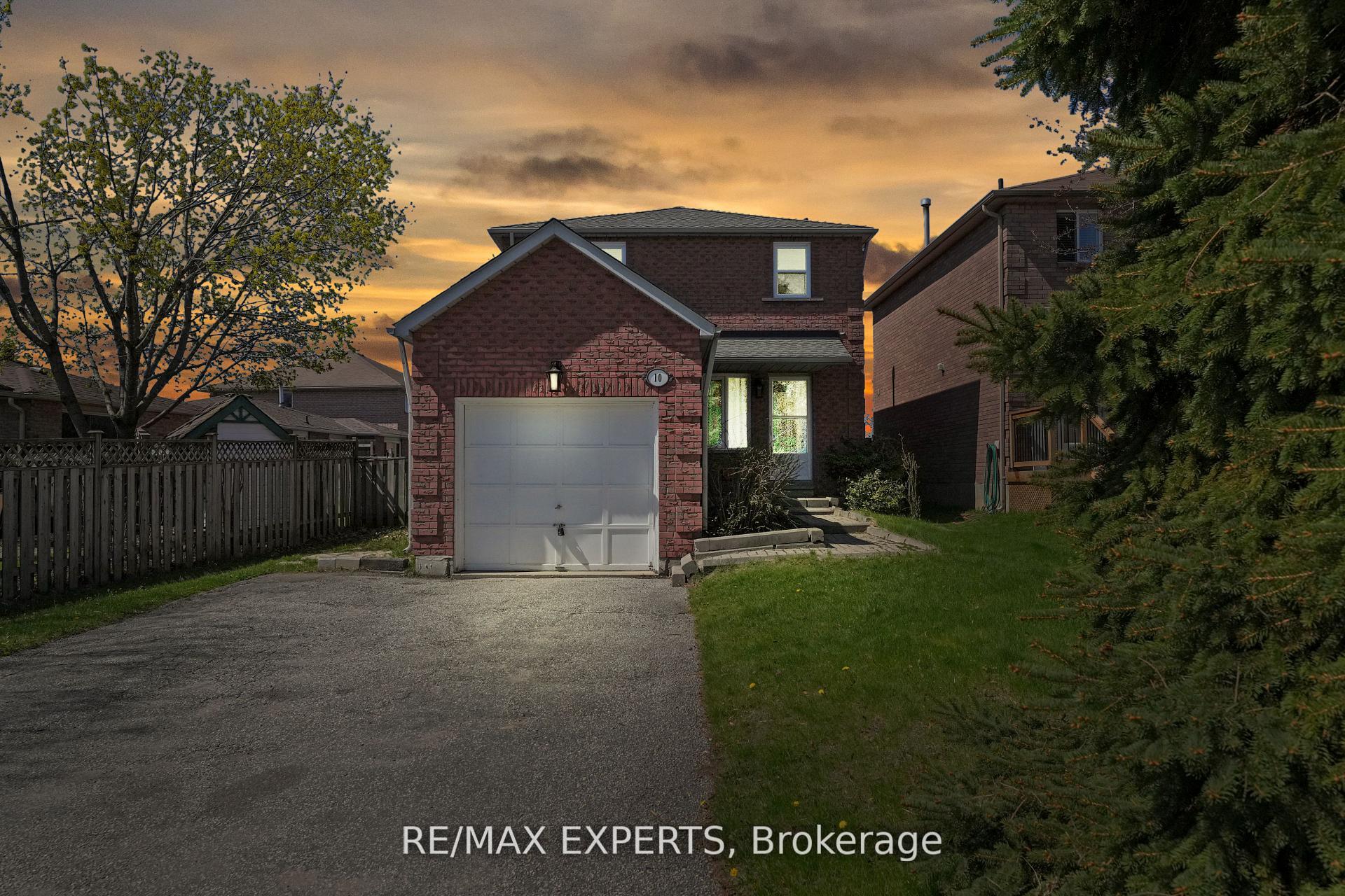 Photo 1 of 10 Wallace Drive, Barrie, Northwest — HOMEH