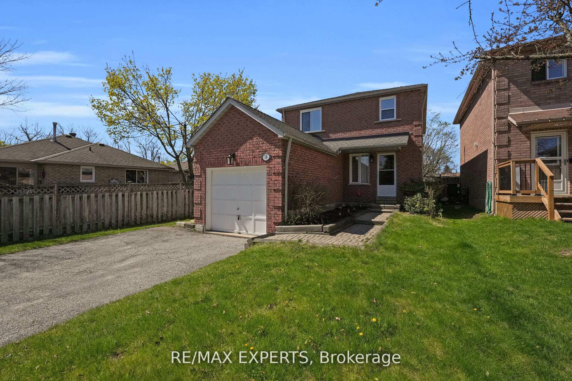 Photo 6 of 10 Wallace Drive, Barrie, Northwest — HOMEH