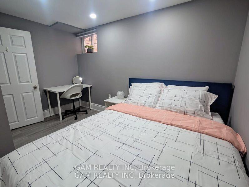 Photo 5 of Unit Lower level, 58 Ebby Avenue, Brampton, Heart Lake West — HOMEH