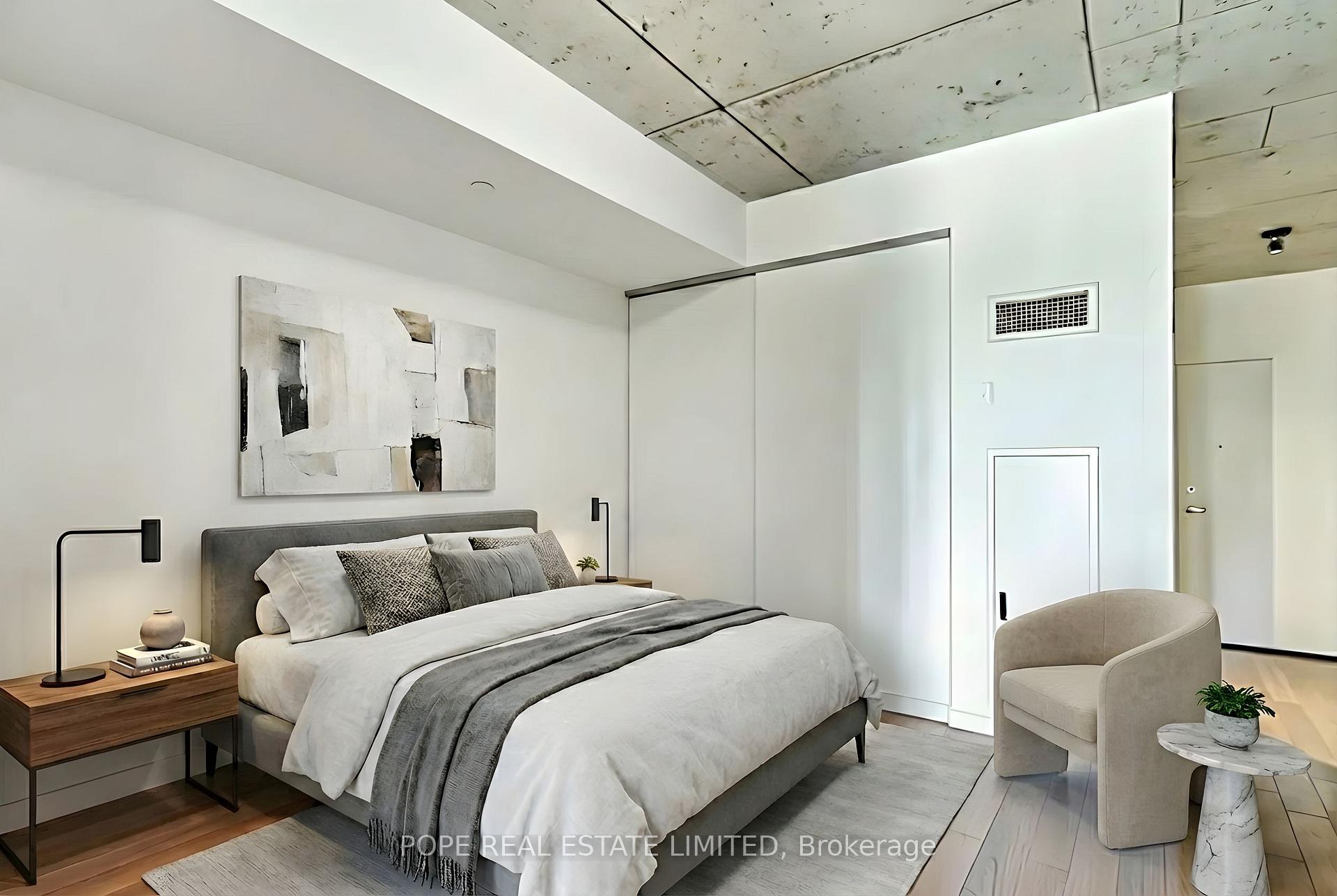Photo 3 of Unit 719, 51 Trolley Crescent, Toronto, Moss Park — HOMEH