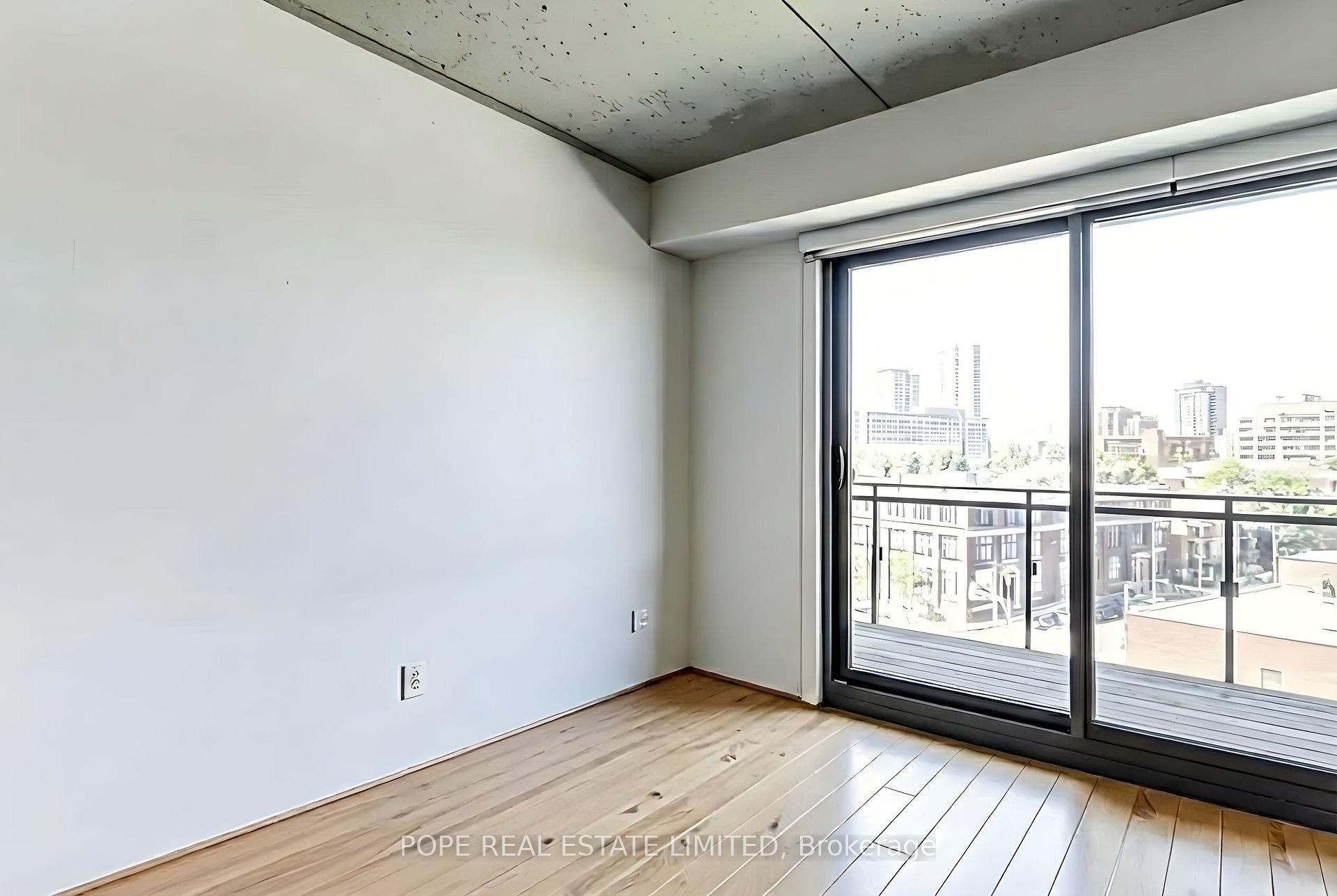Photo 5 of Unit 719, 51 Trolley Crescent, Toronto, Moss Park — HOMEH
