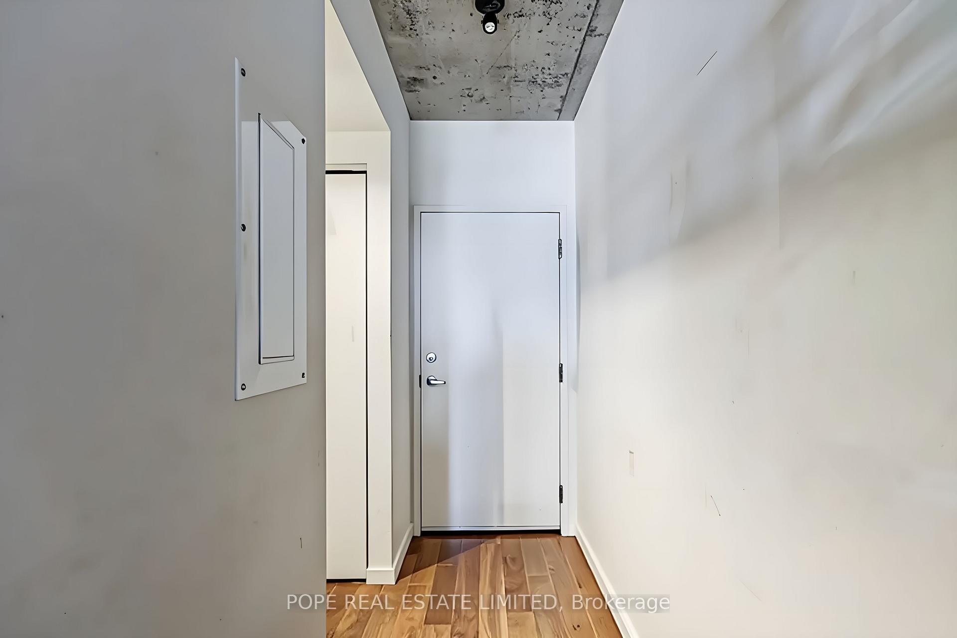 Photo 6 of Unit 719, 51 Trolley Crescent, Toronto, Moss Park — HOMEH