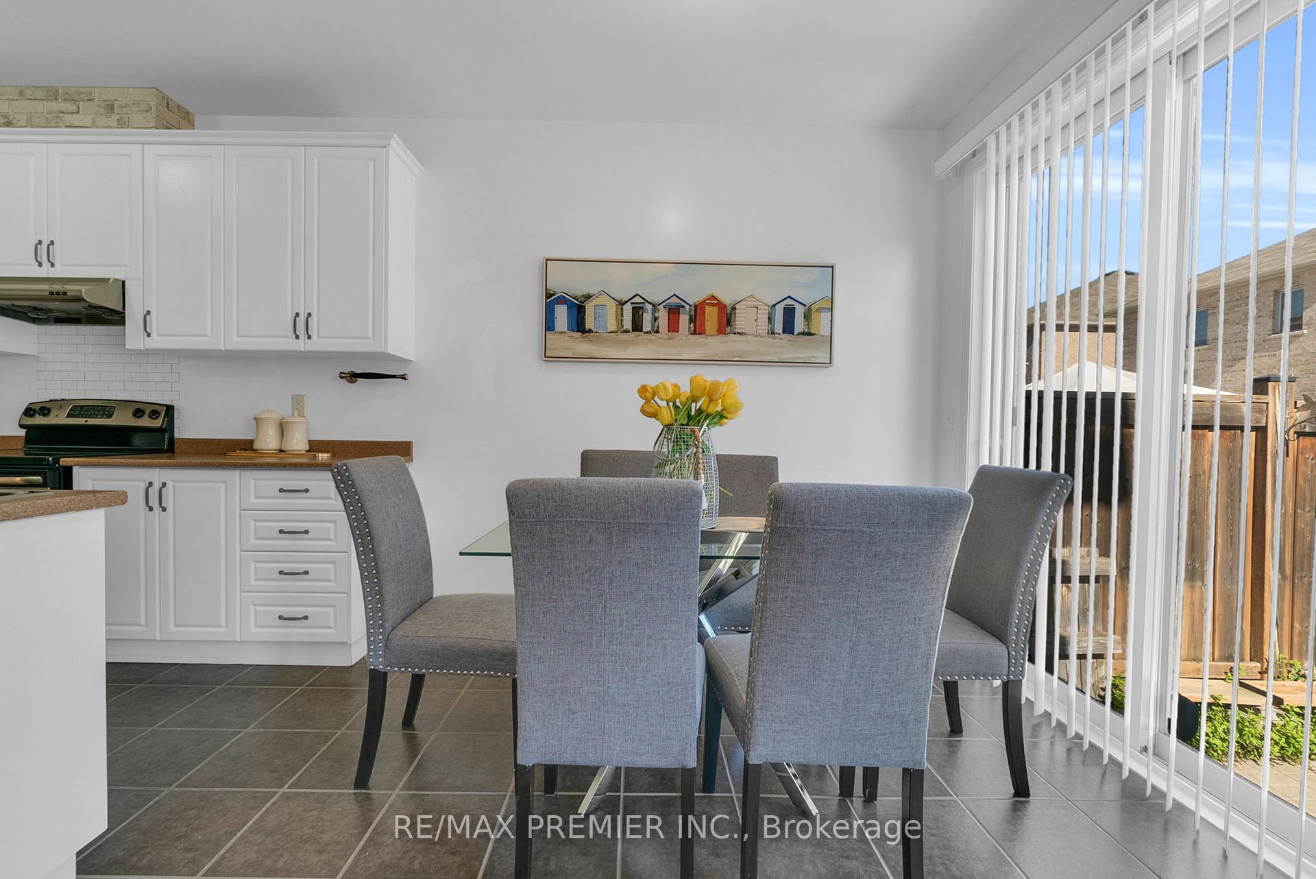 Photo 8 of 47 Aspermont Crescent, Brampton, Bram East — HOMEH