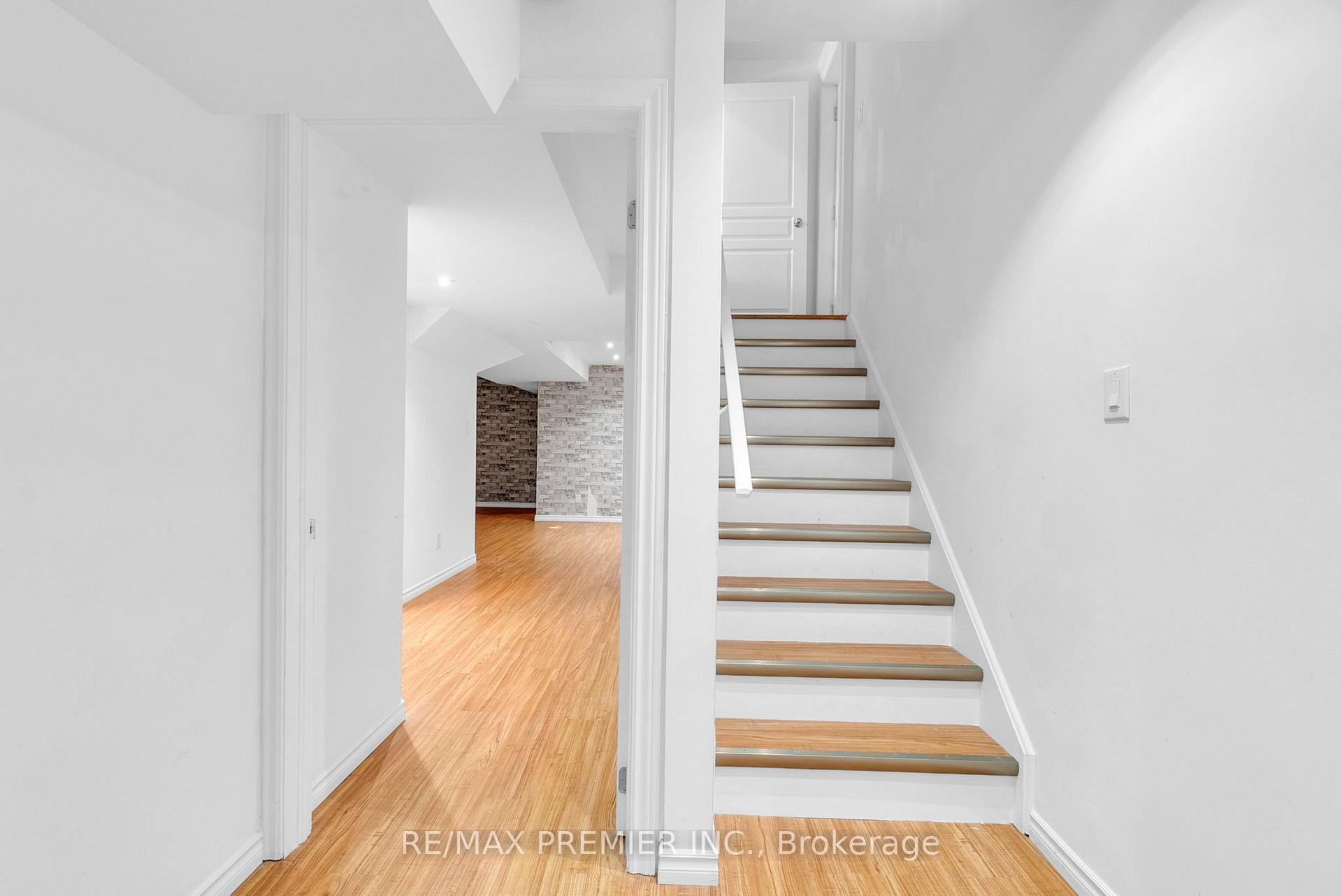 Photo 4 of 47 Aspermont Crescent, Brampton, Bram East — HOMEH
