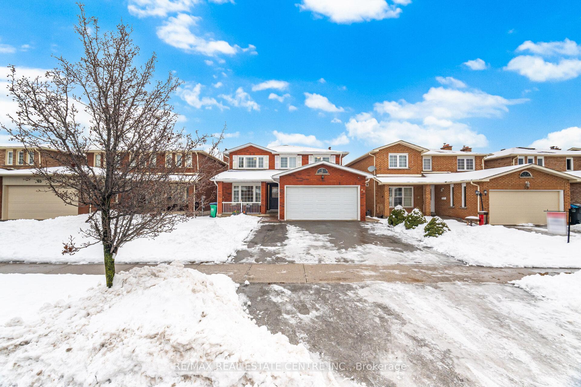 Photo 2 of 61 Sunforest Drive, Brampton, Heart Lake West — HOMEH