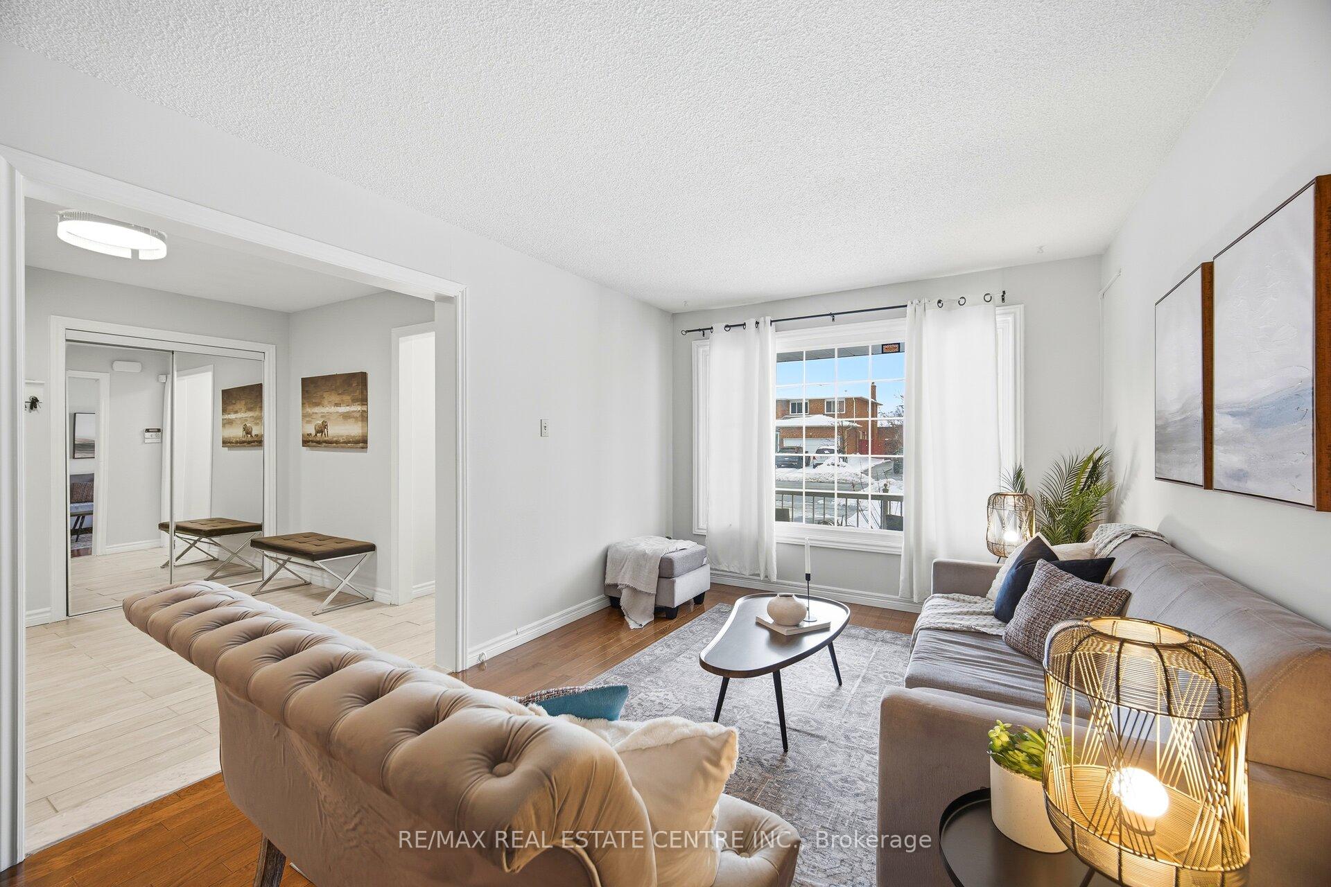 Photo 23 of 61 Sunforest Drive, Brampton, Heart Lake West — HOMEH