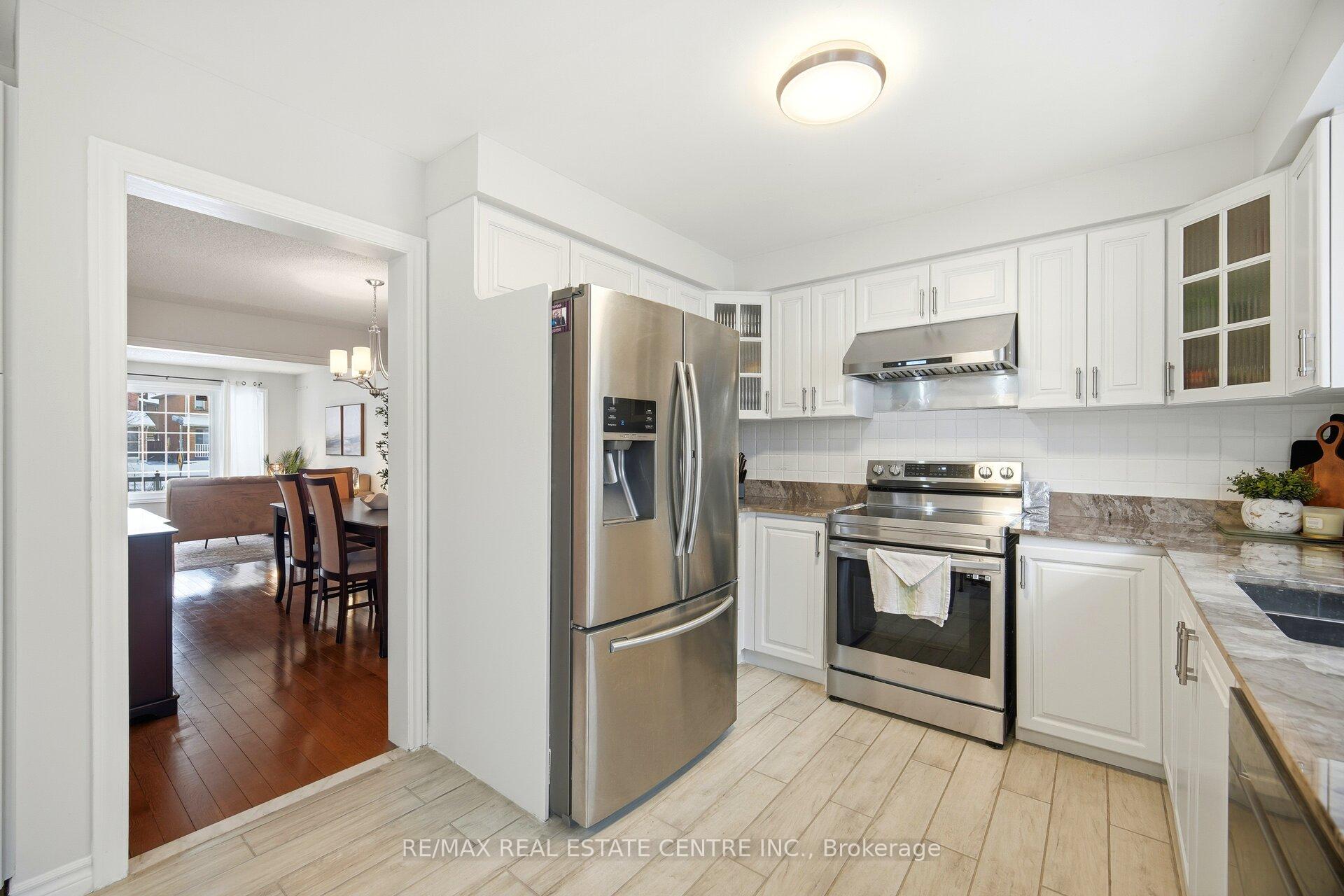 Photo 28 of 61 Sunforest Drive, Brampton, Heart Lake West — HOMEH