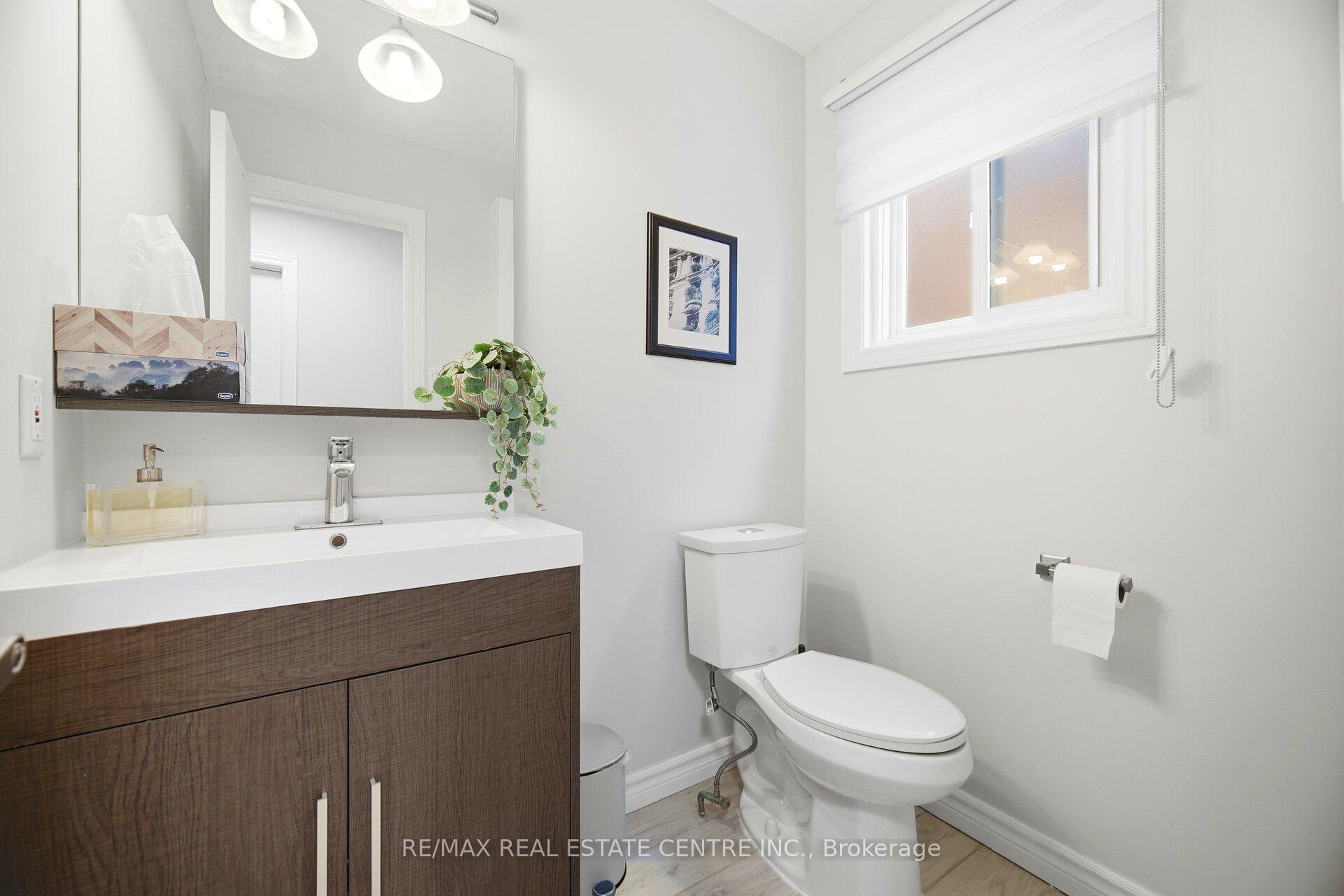 Photo 30 of 61 Sunforest Drive, Brampton, Heart Lake West — HOMEH