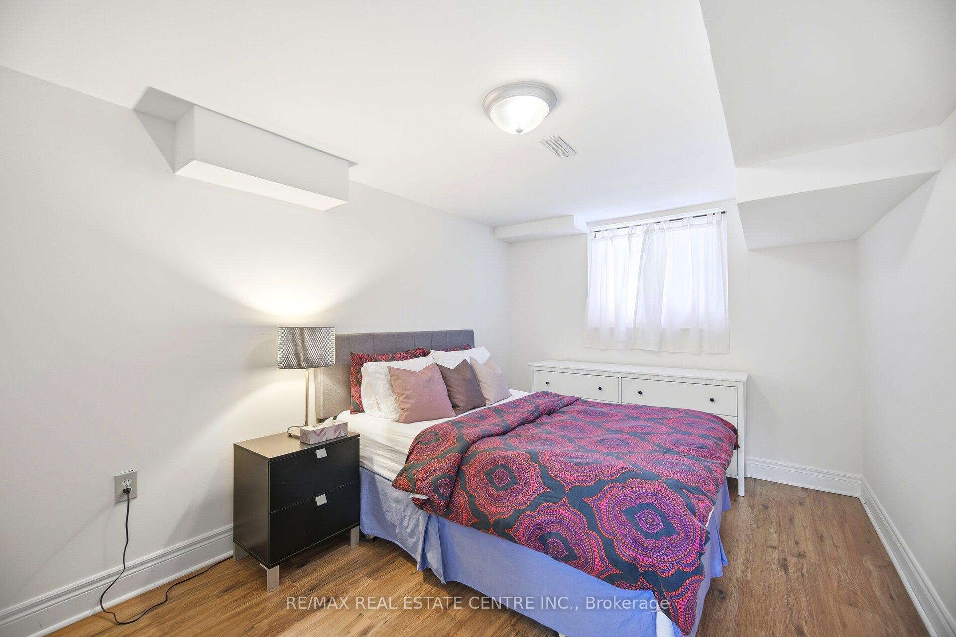 Photo 38 of 61 Sunforest Drive, Brampton, Heart Lake West — HOMEH