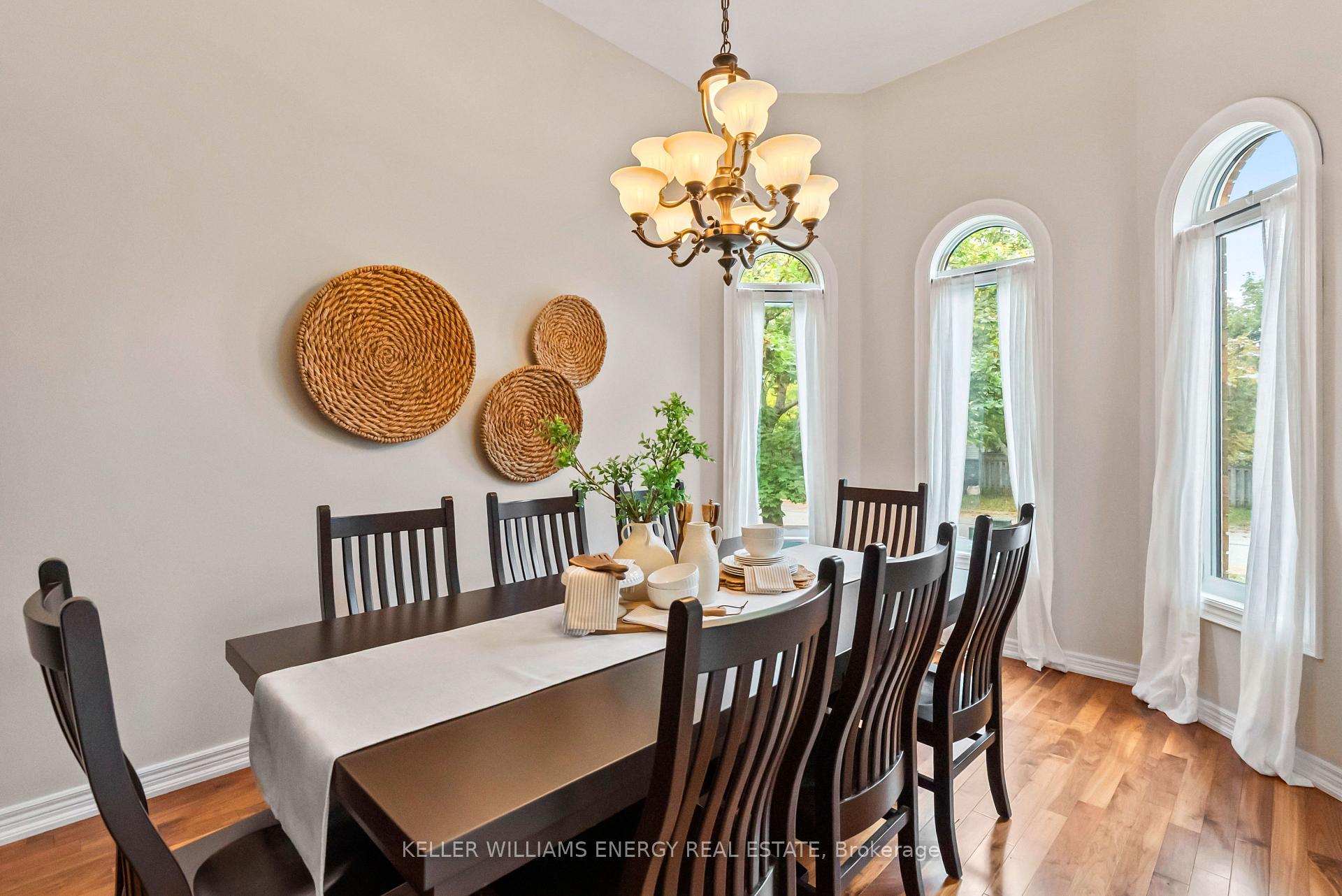 Photo 9 of 29 Melody Drive, Whitby, Brooklin — HOMEH