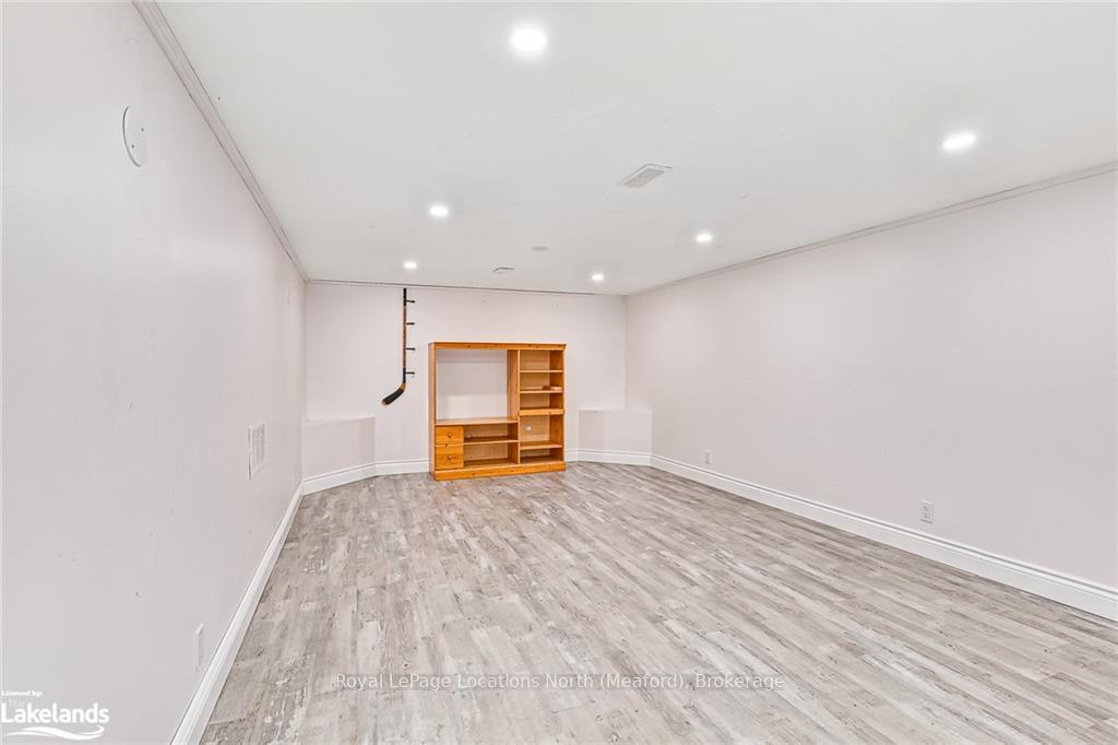 Photo 12 of 419 Seventh Street, Collingwood — HOMEH