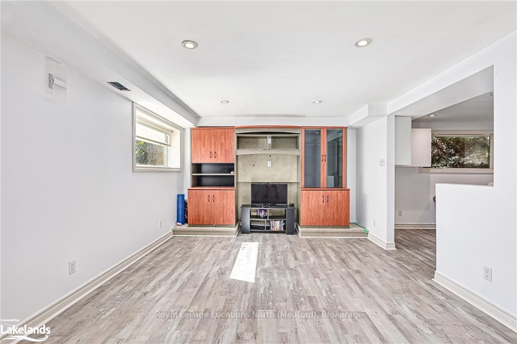 Photo 32 of 419 Seventh Street, Collingwood — HOMEH